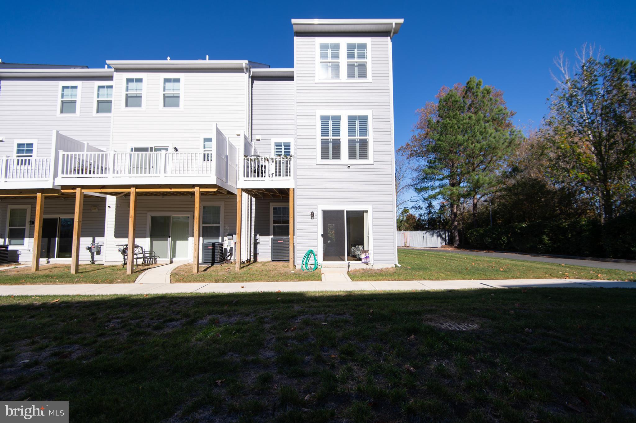 DEEP HARBOR - Residential