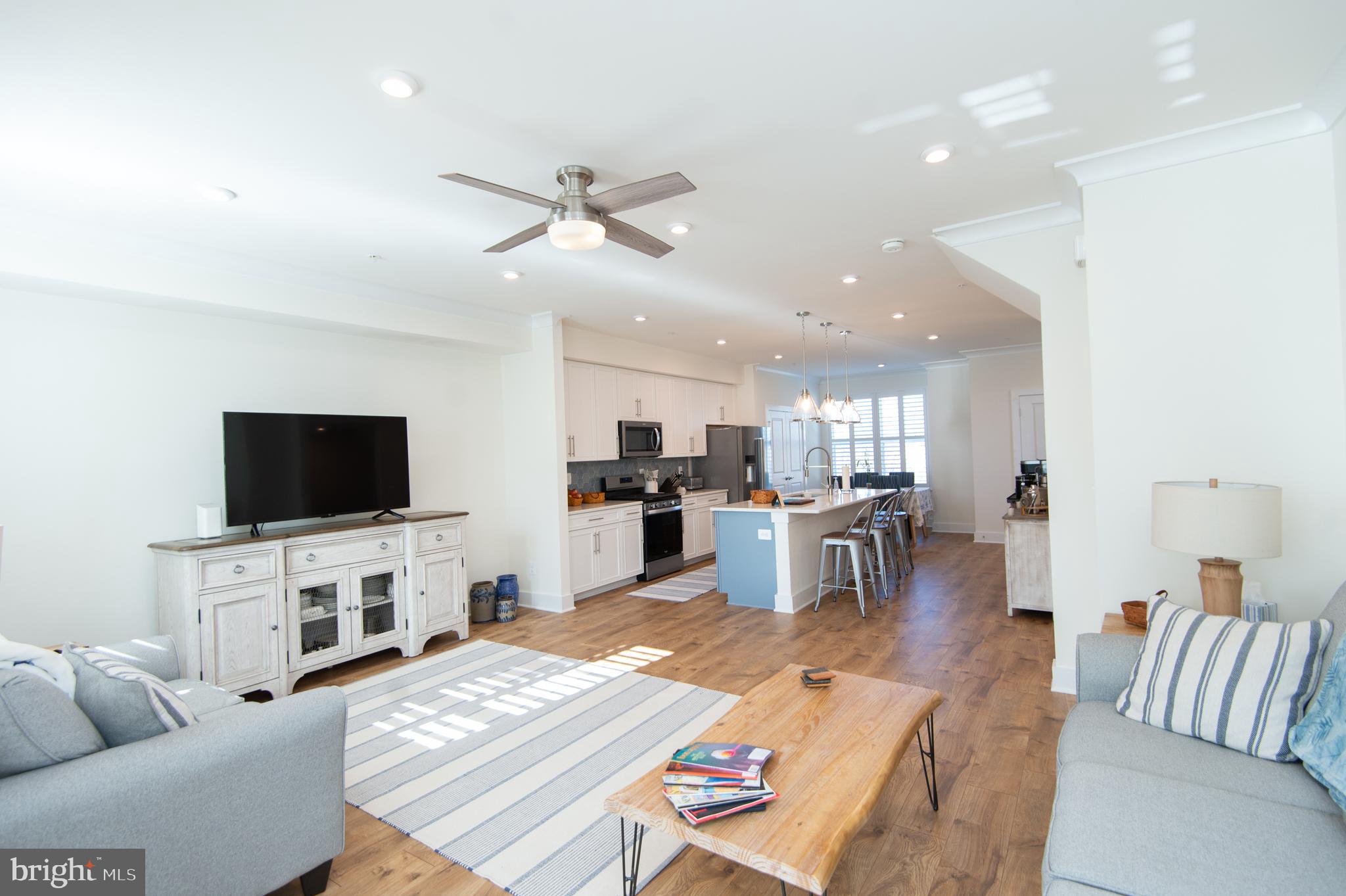 DEEP HARBOR - Residential