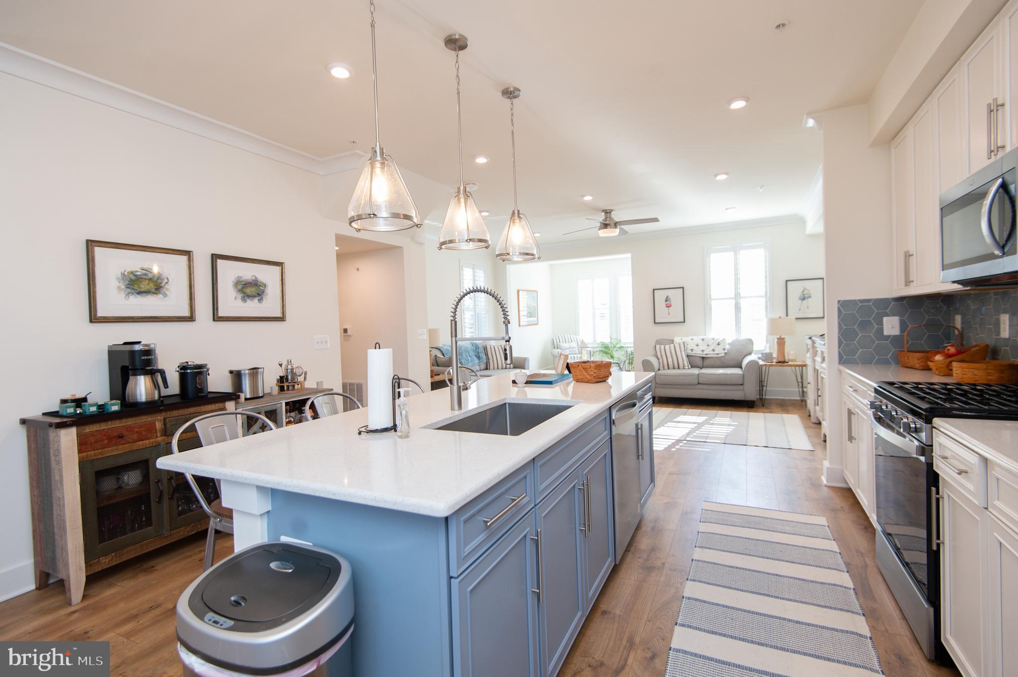 DEEP HARBOR - Residential