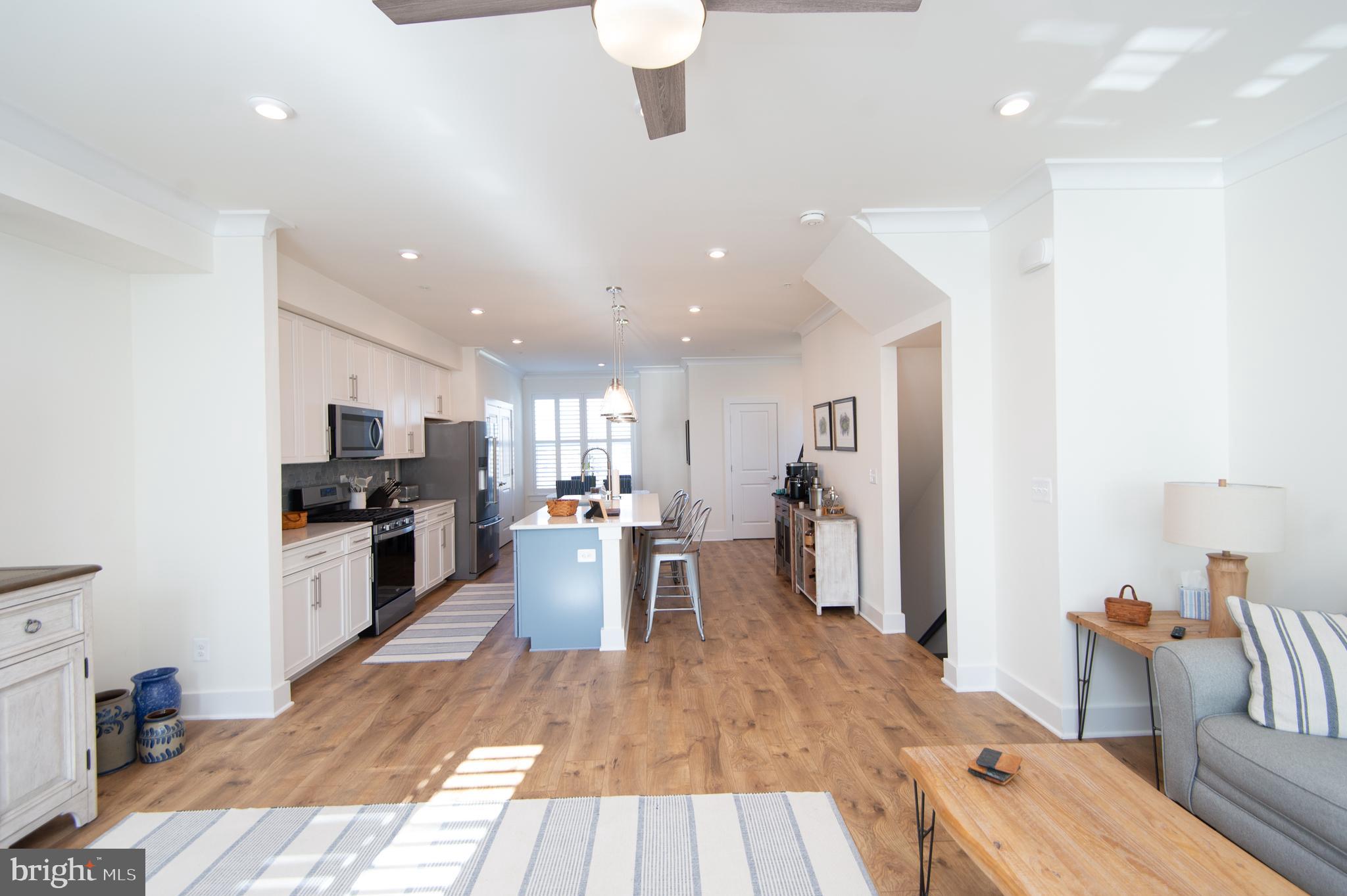 DEEP HARBOR - Residential