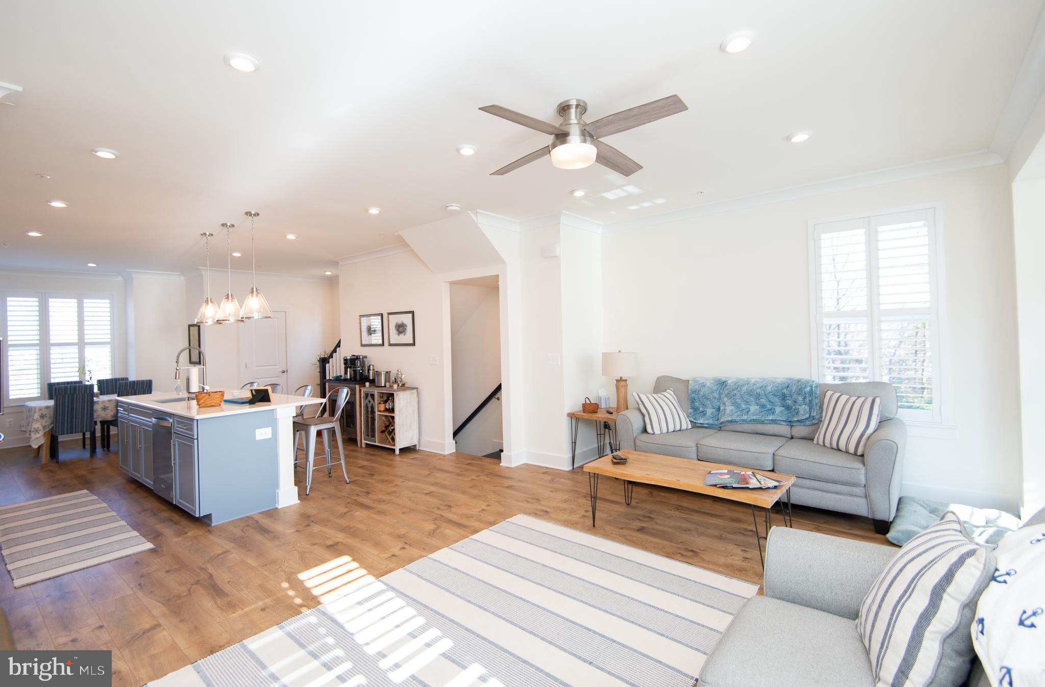 DEEP HARBOR - Residential