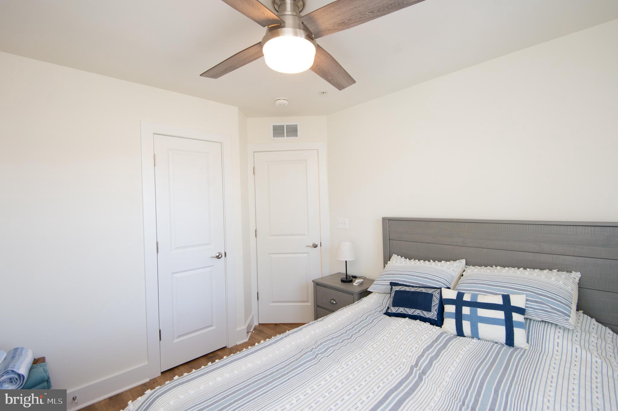 DEEP HARBOR - Residential