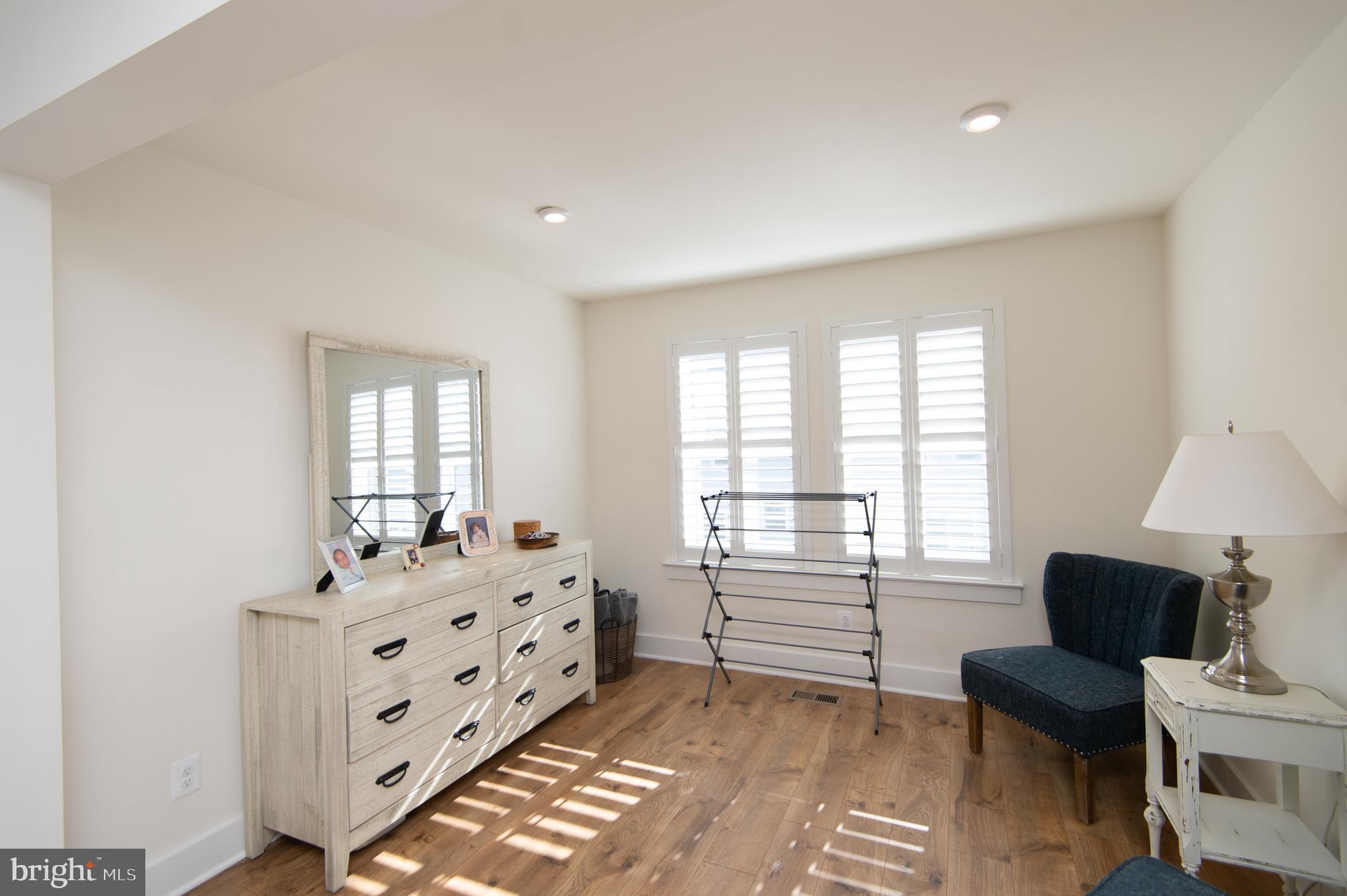 DEEP HARBOR - Residential