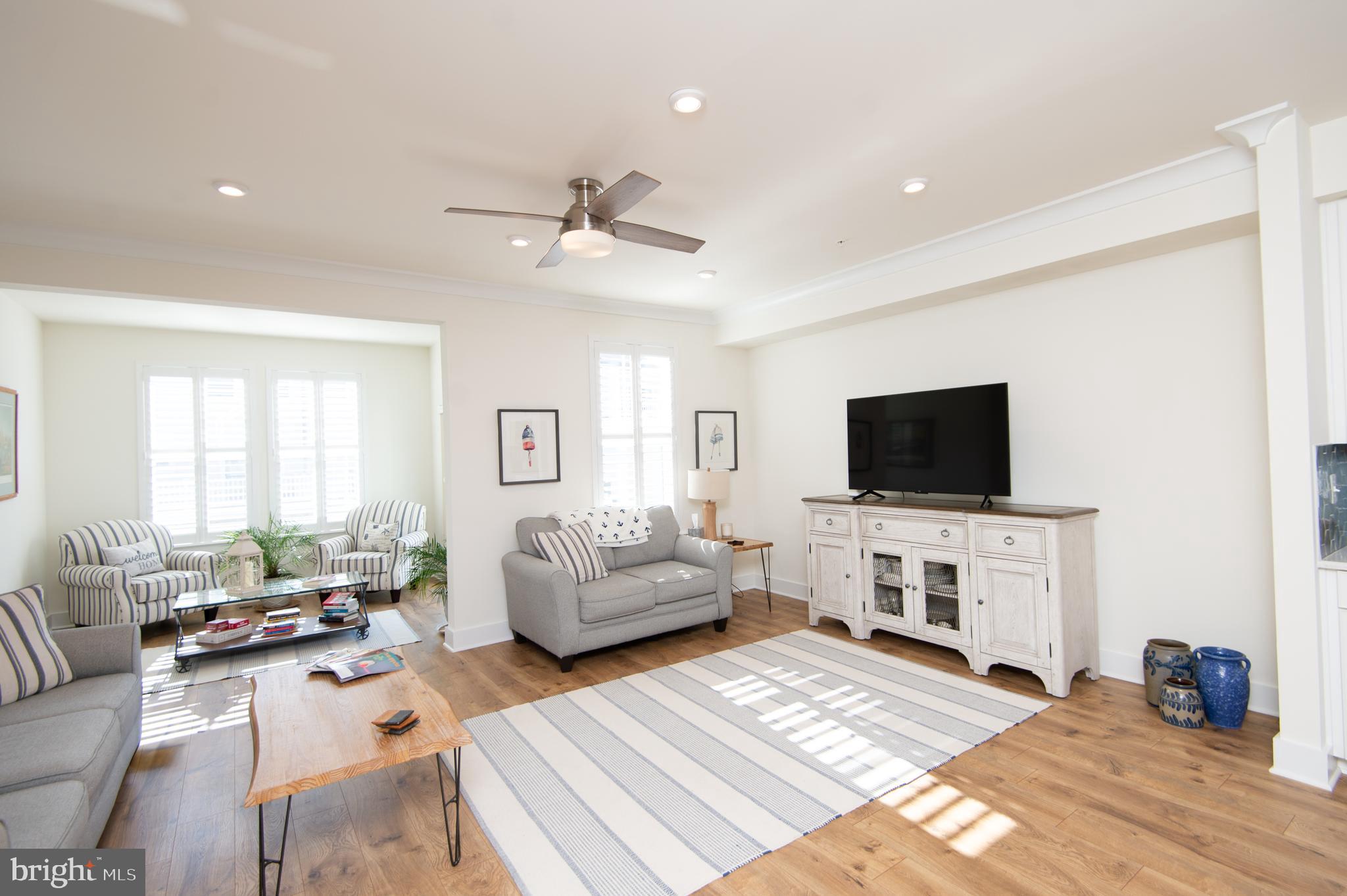 DEEP HARBOR - Residential