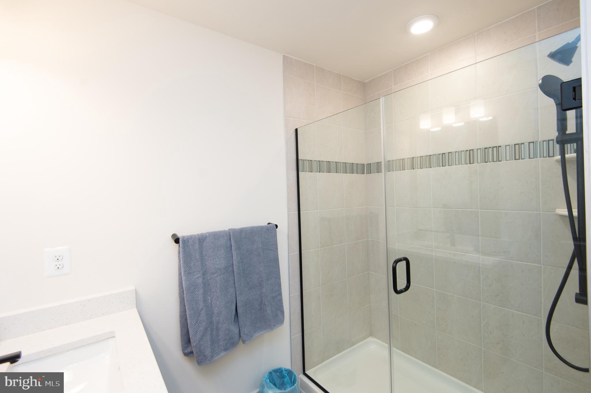 DEEP HARBOR - Residential