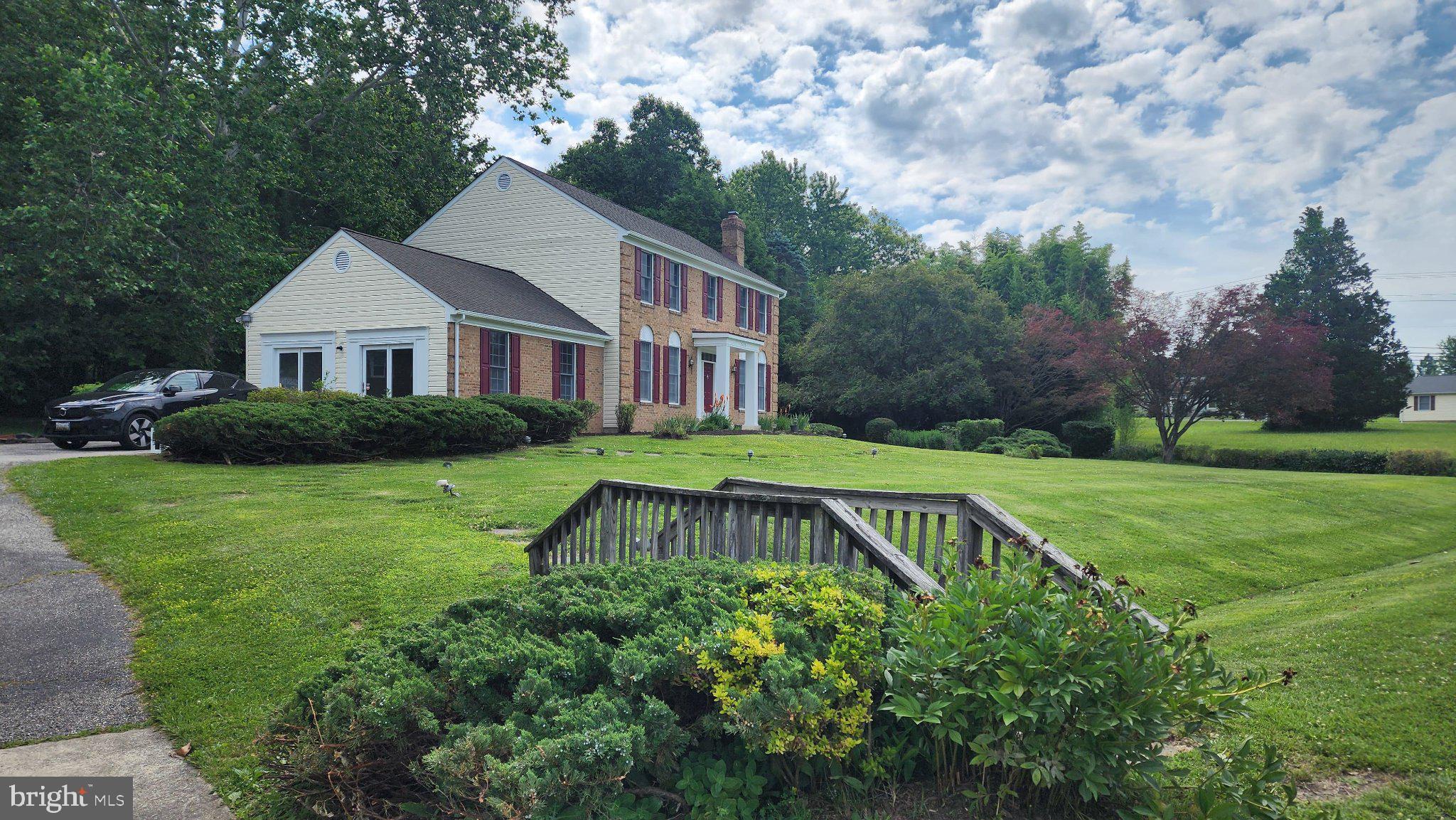 2625 MCKENZIE ROAD