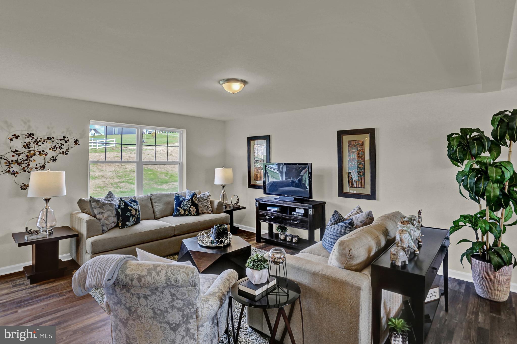 FARM LANE ESTATES - Residential