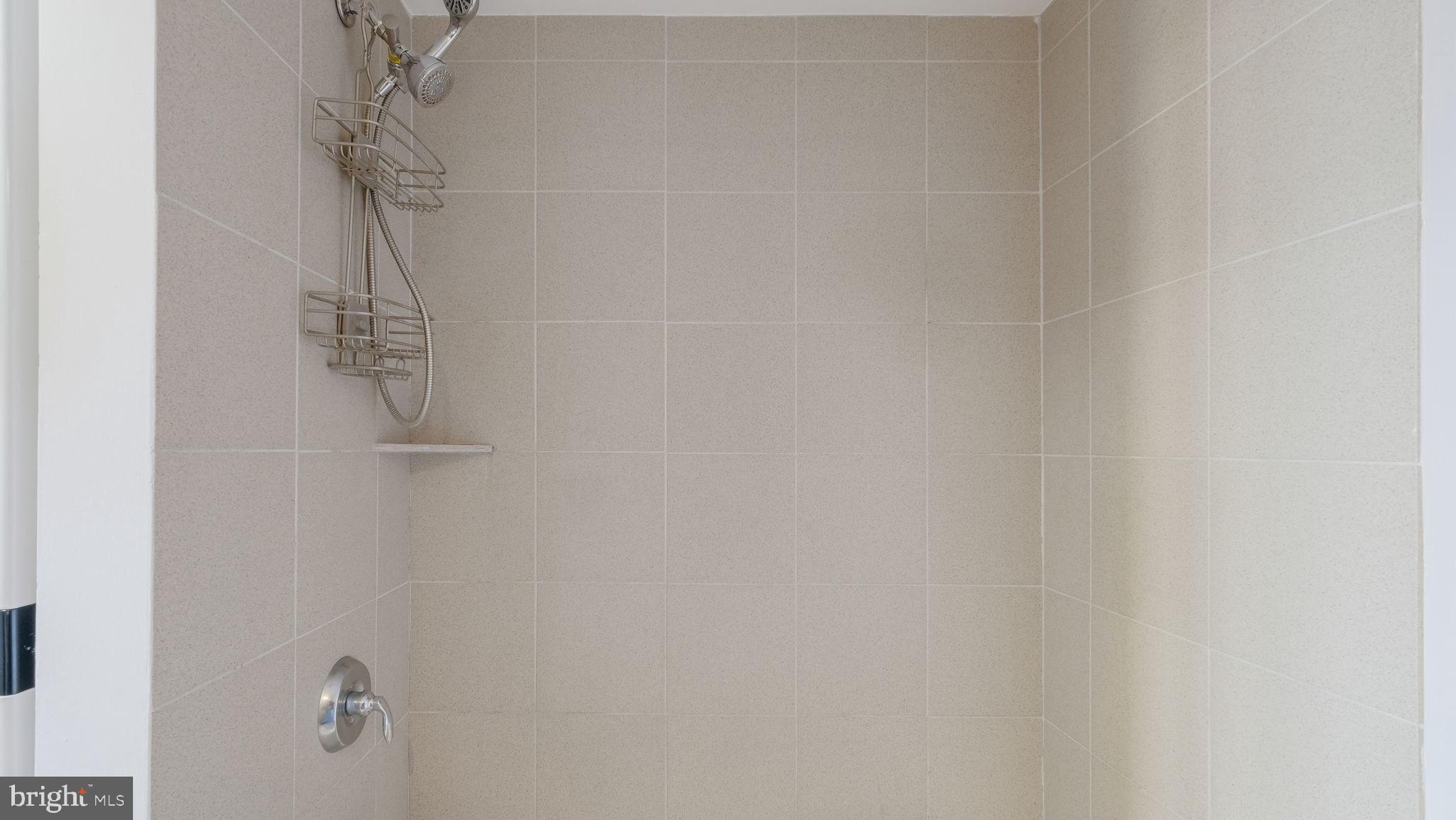 NORTHERN LIBERTIES - Residential Lease