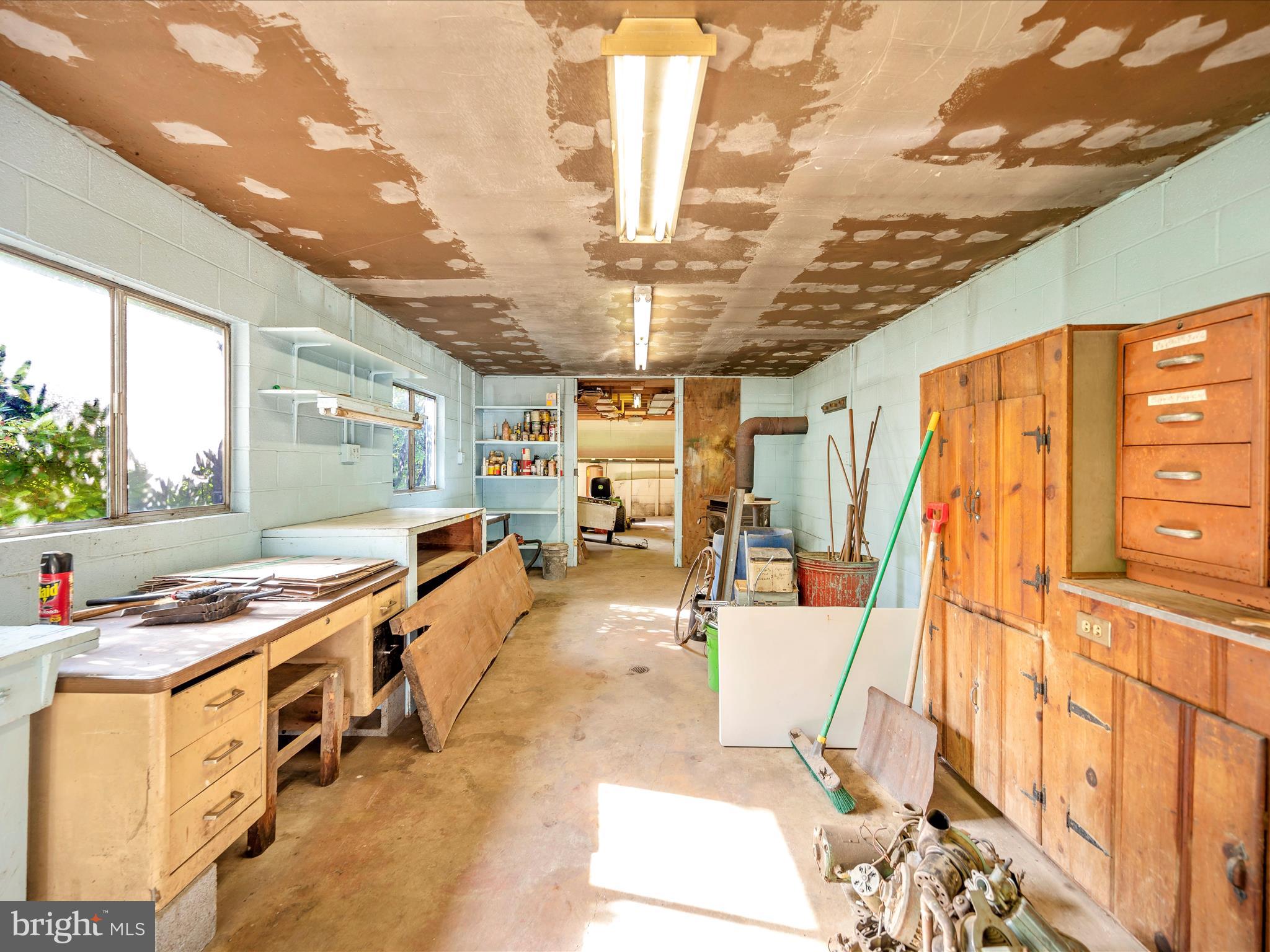 SHOOKSTOWN - Residential