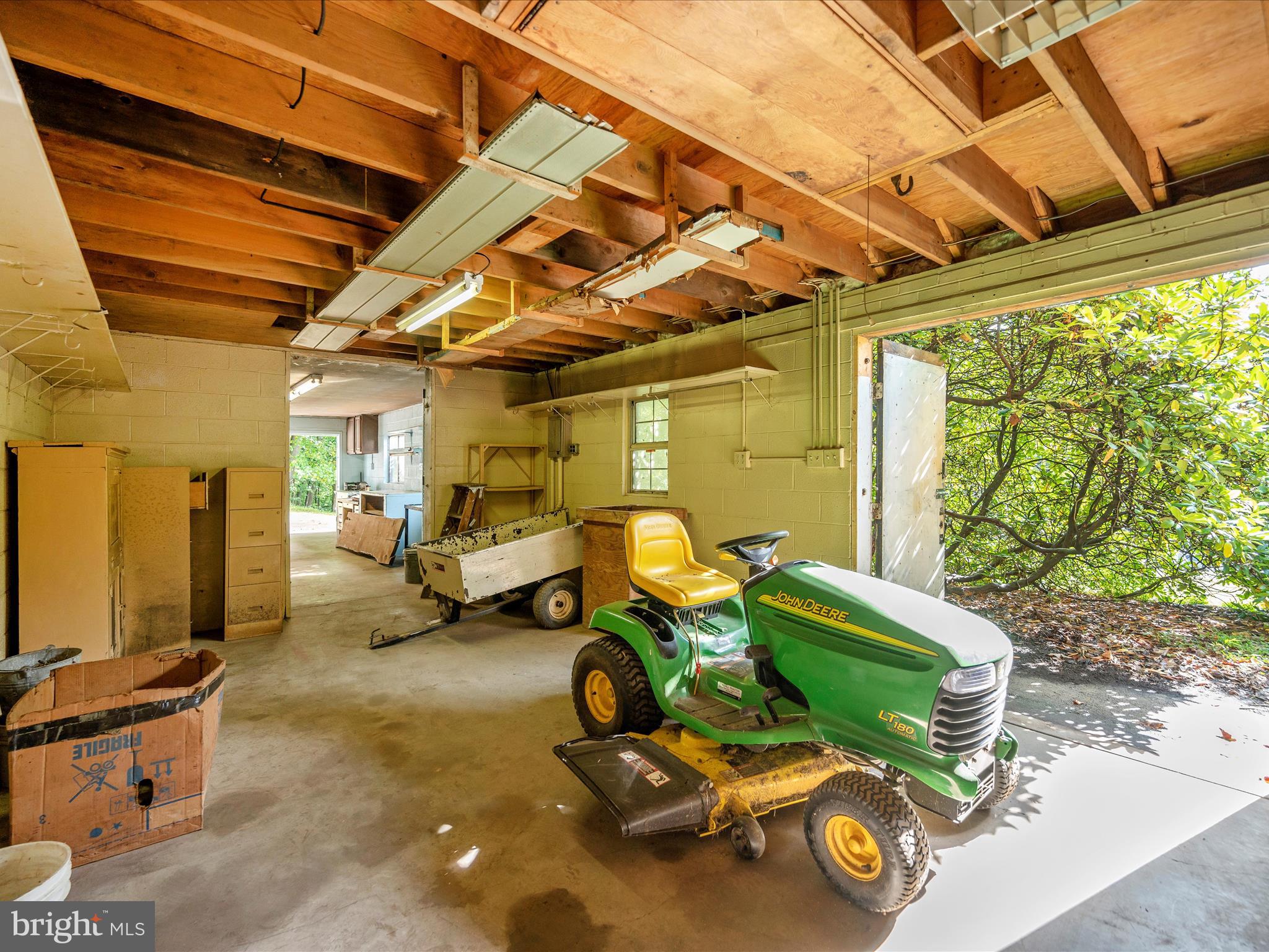 SHOOKSTOWN - Residential