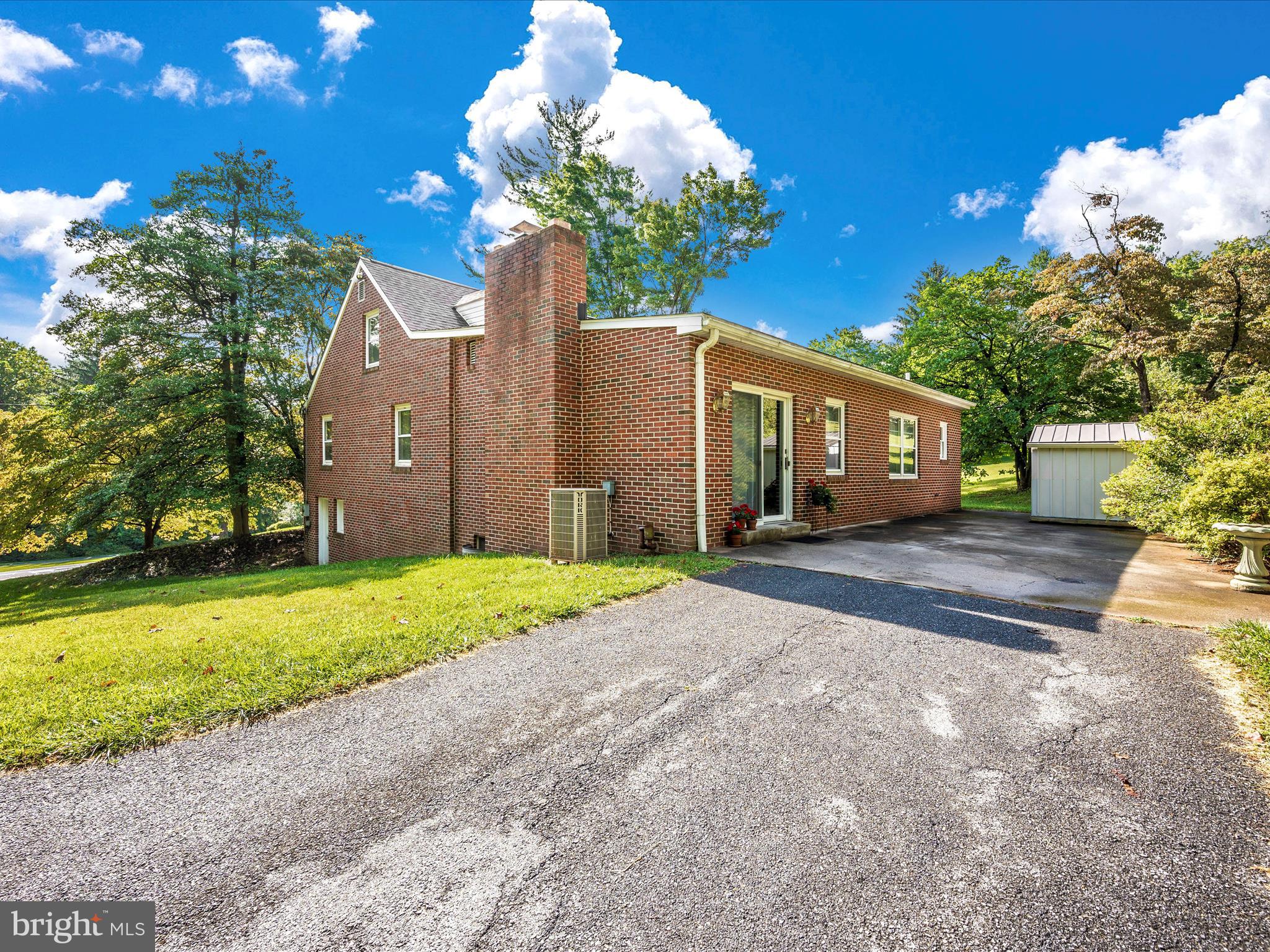 SHOOKSTOWN - Residential