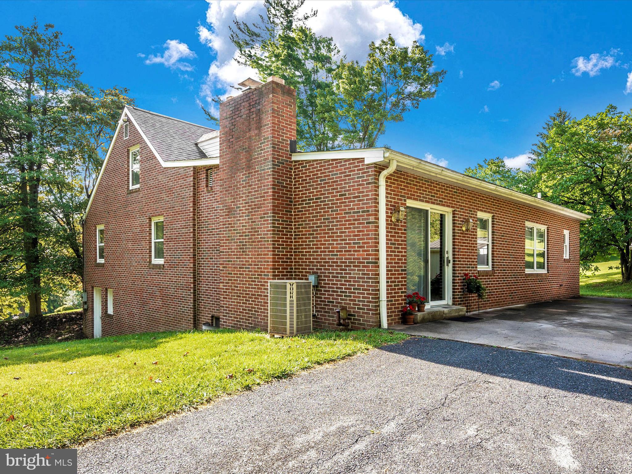 SHOOKSTOWN - Residential