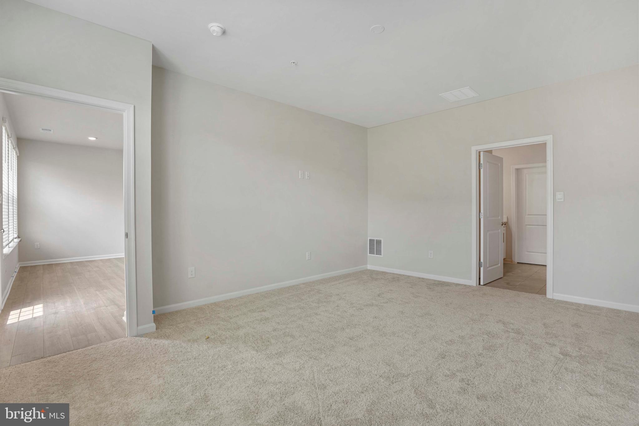 RENN QUARTER - Residential Lease