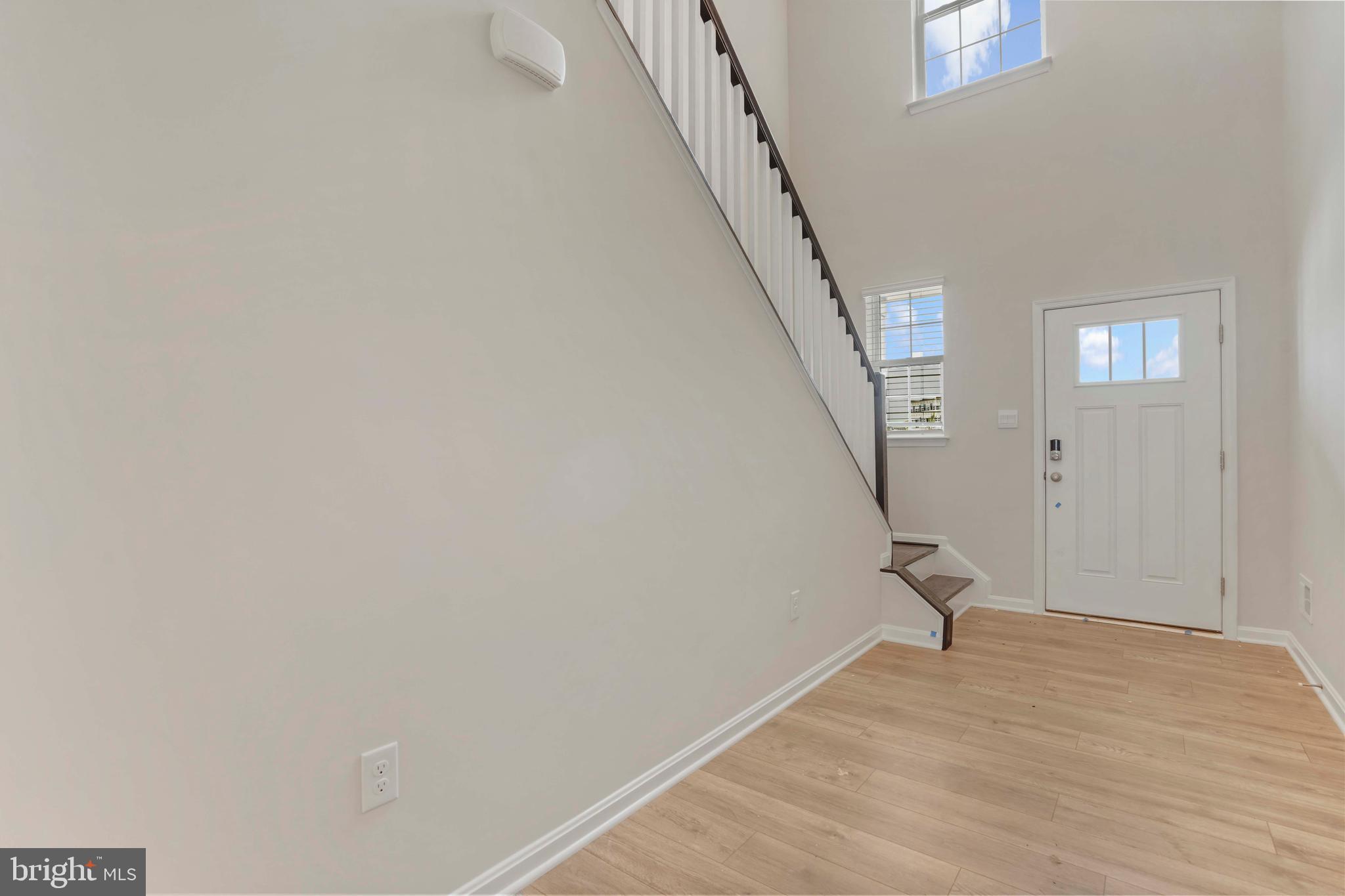 RENN QUARTER - Residential Lease