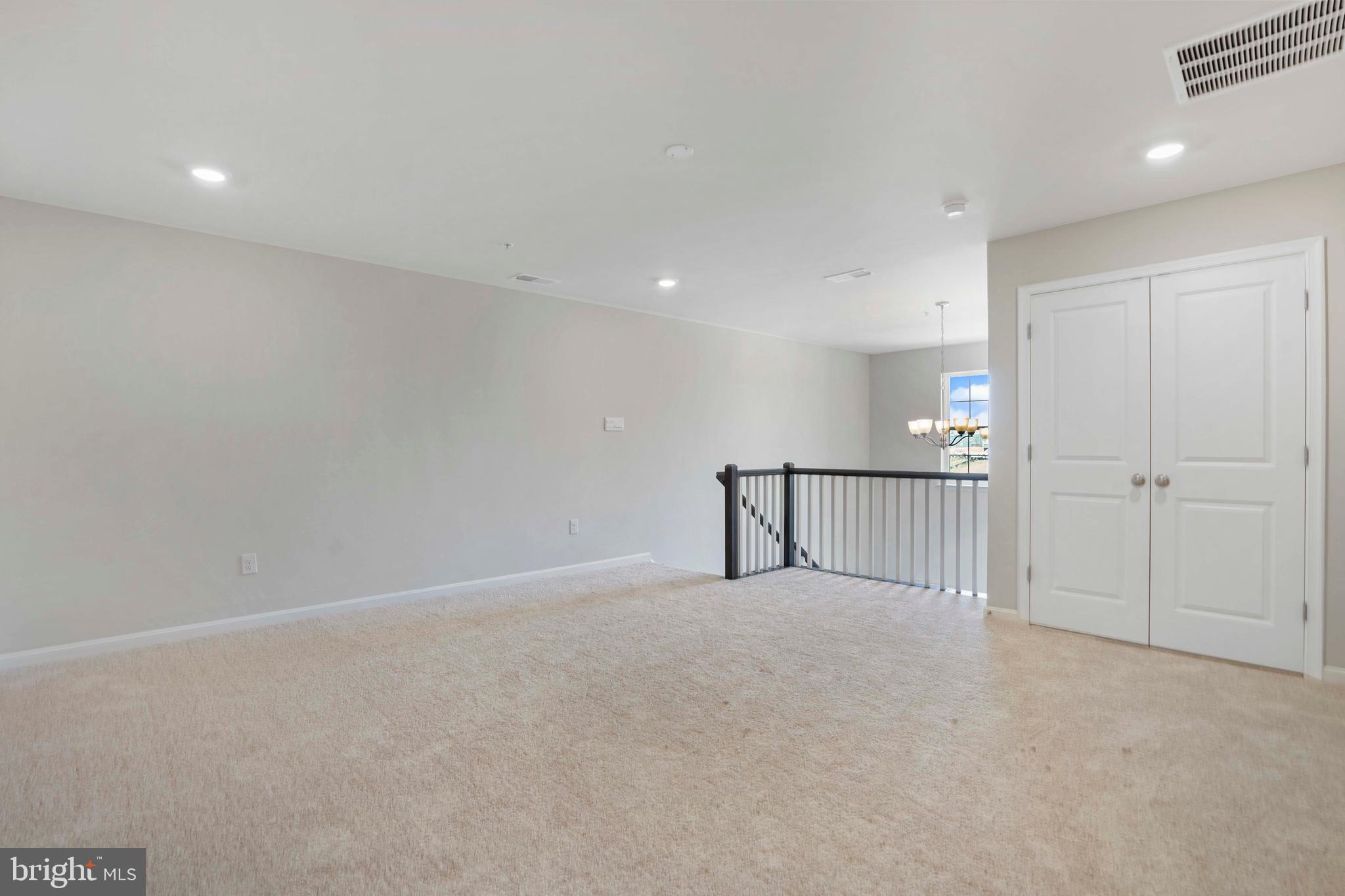 RENN QUARTER - Residential Lease