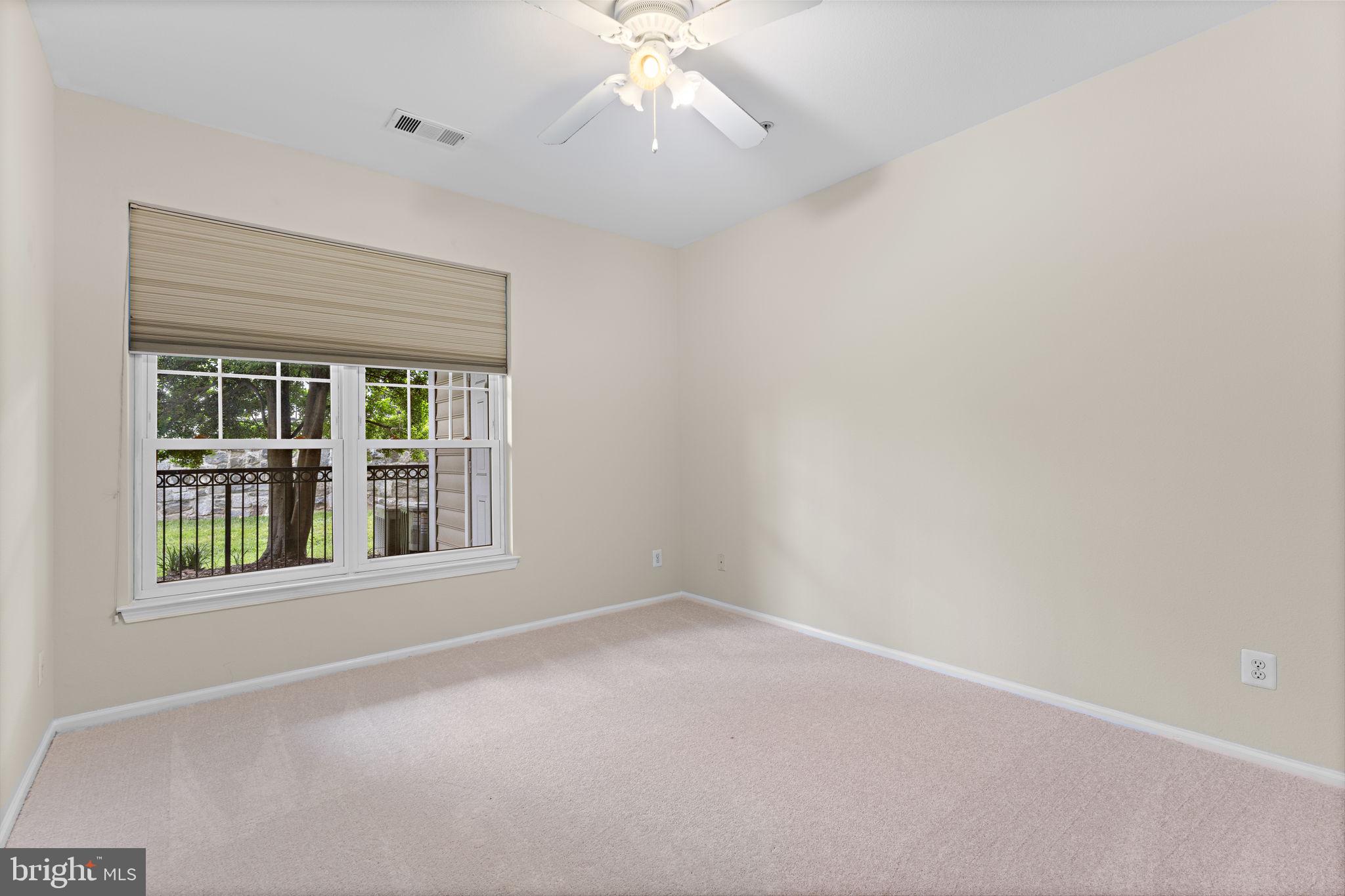 GATES OF MCLEAN - Residential