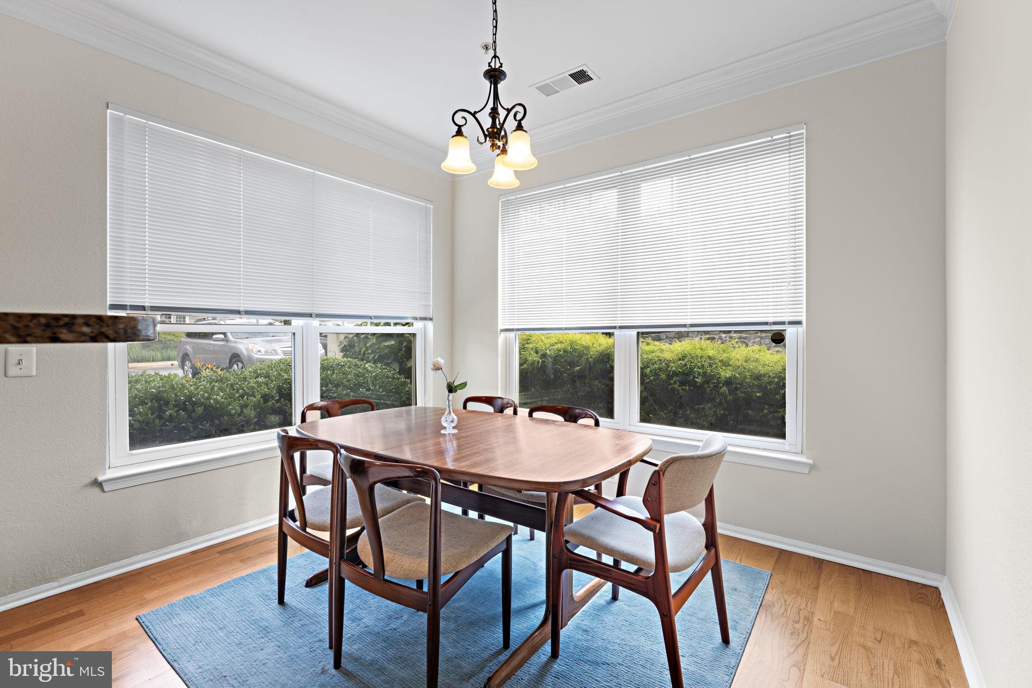 GATES OF MCLEAN - Residential