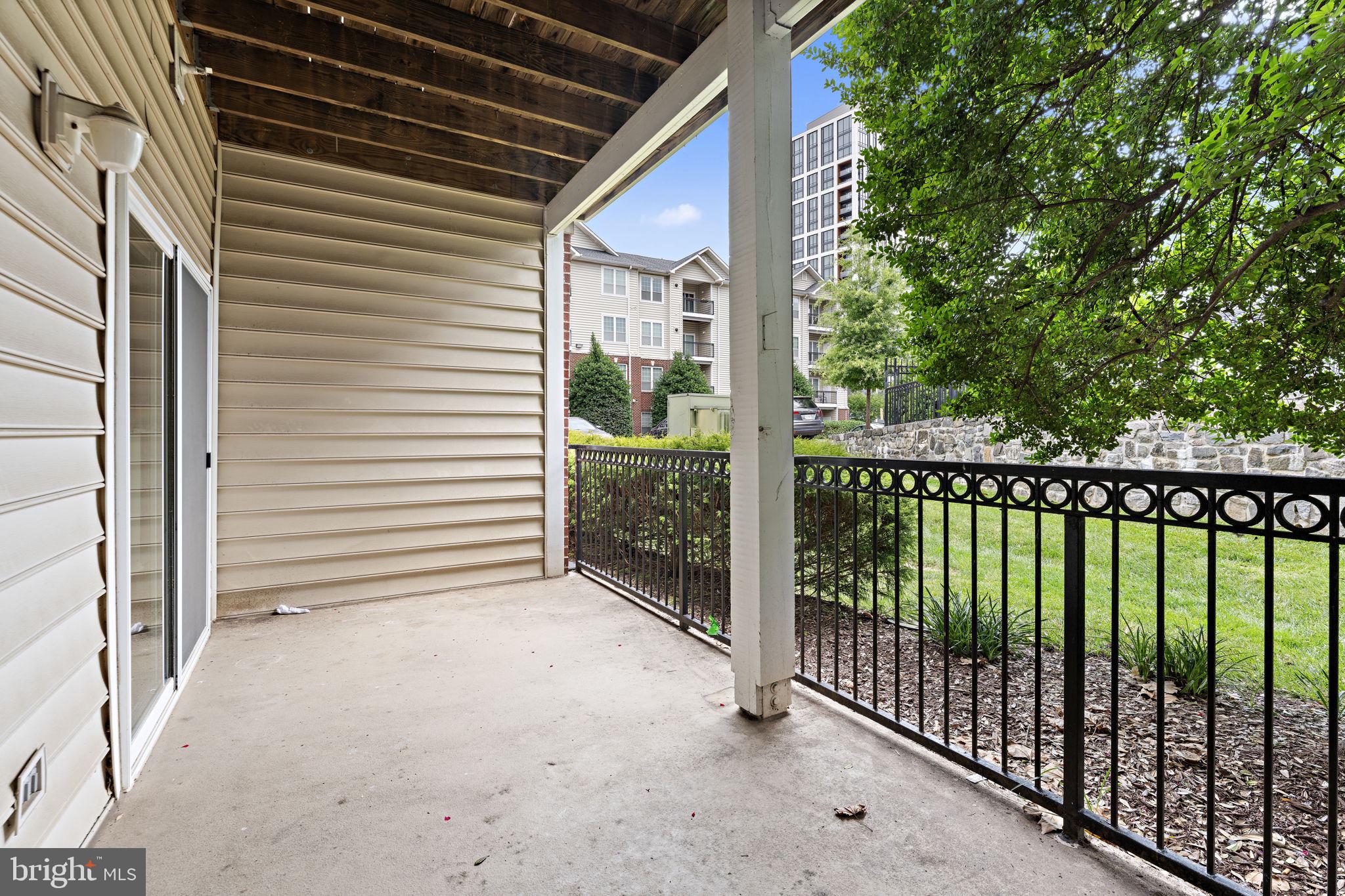 GATES OF MCLEAN - Residential