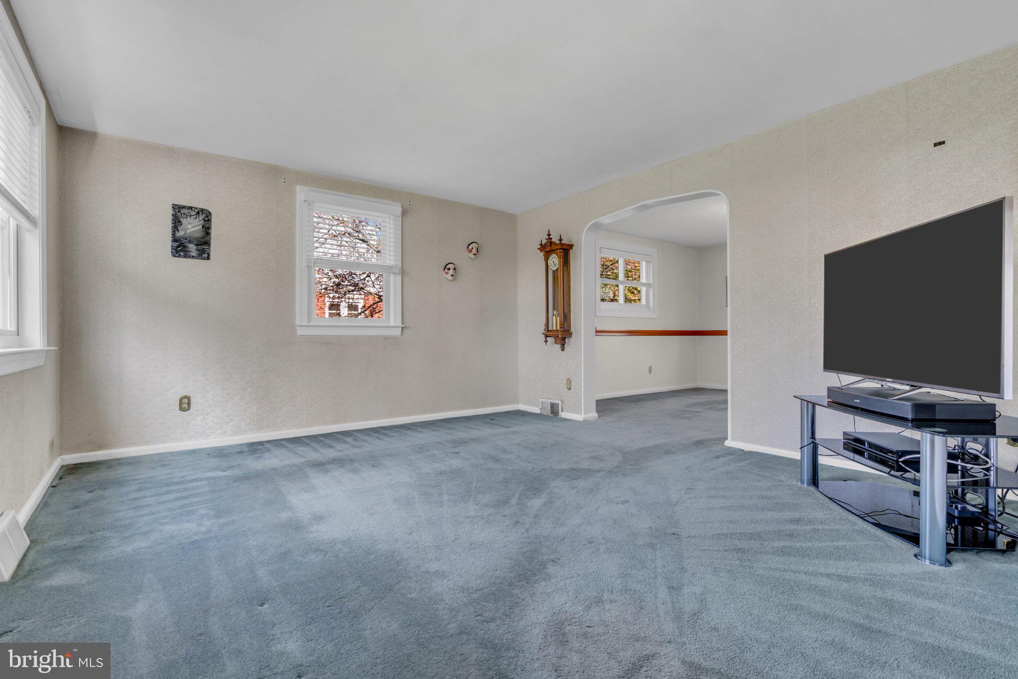 MORELAND MANOR - Residential