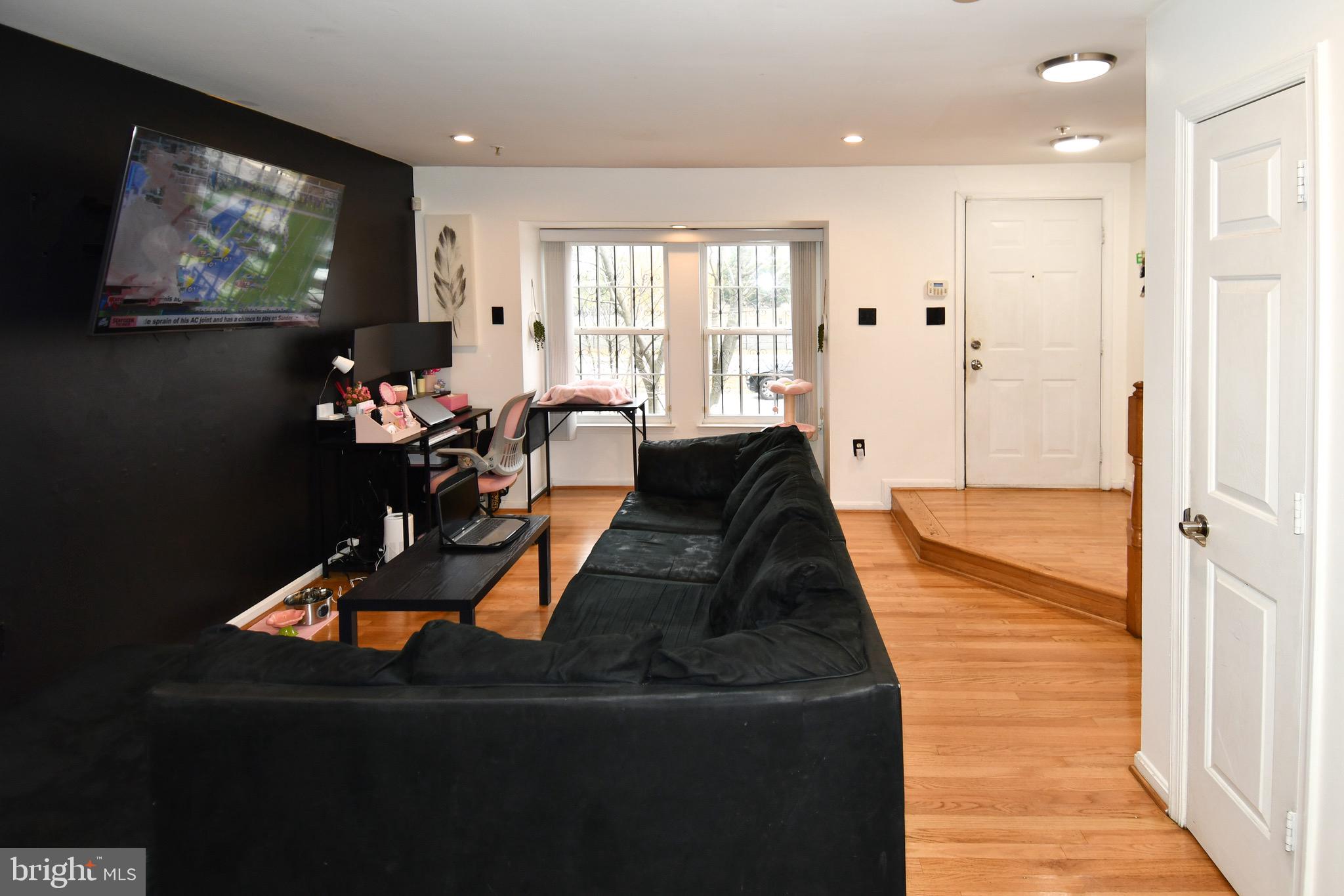 COLONY SQUARE- RSB PT PA - Residential