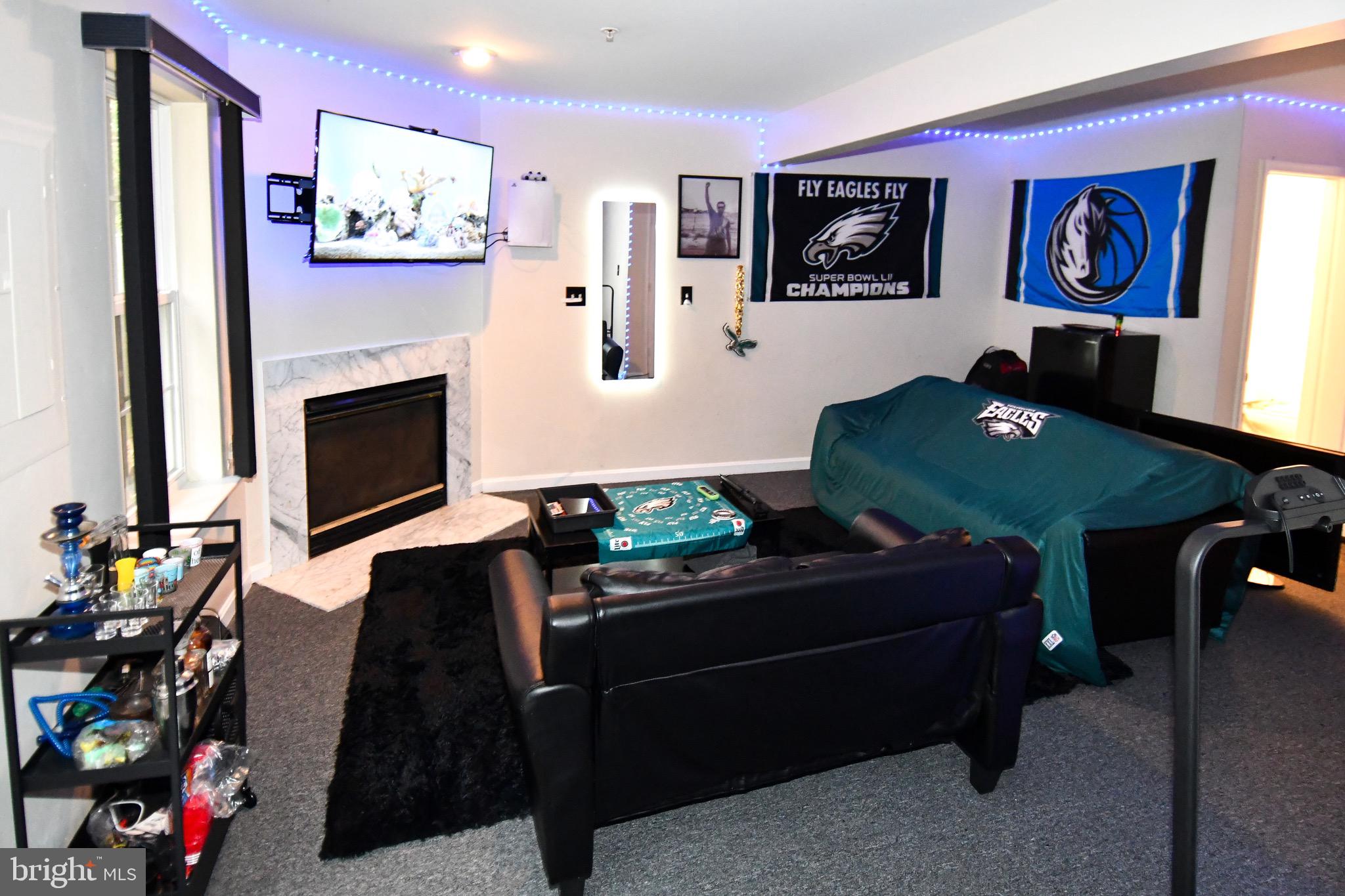 COLONY SQUARE- RSB PT PA - Residential