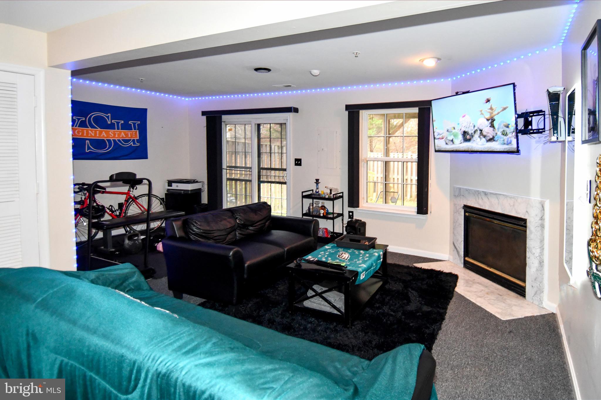 COLONY SQUARE- RSB PT PA - Residential