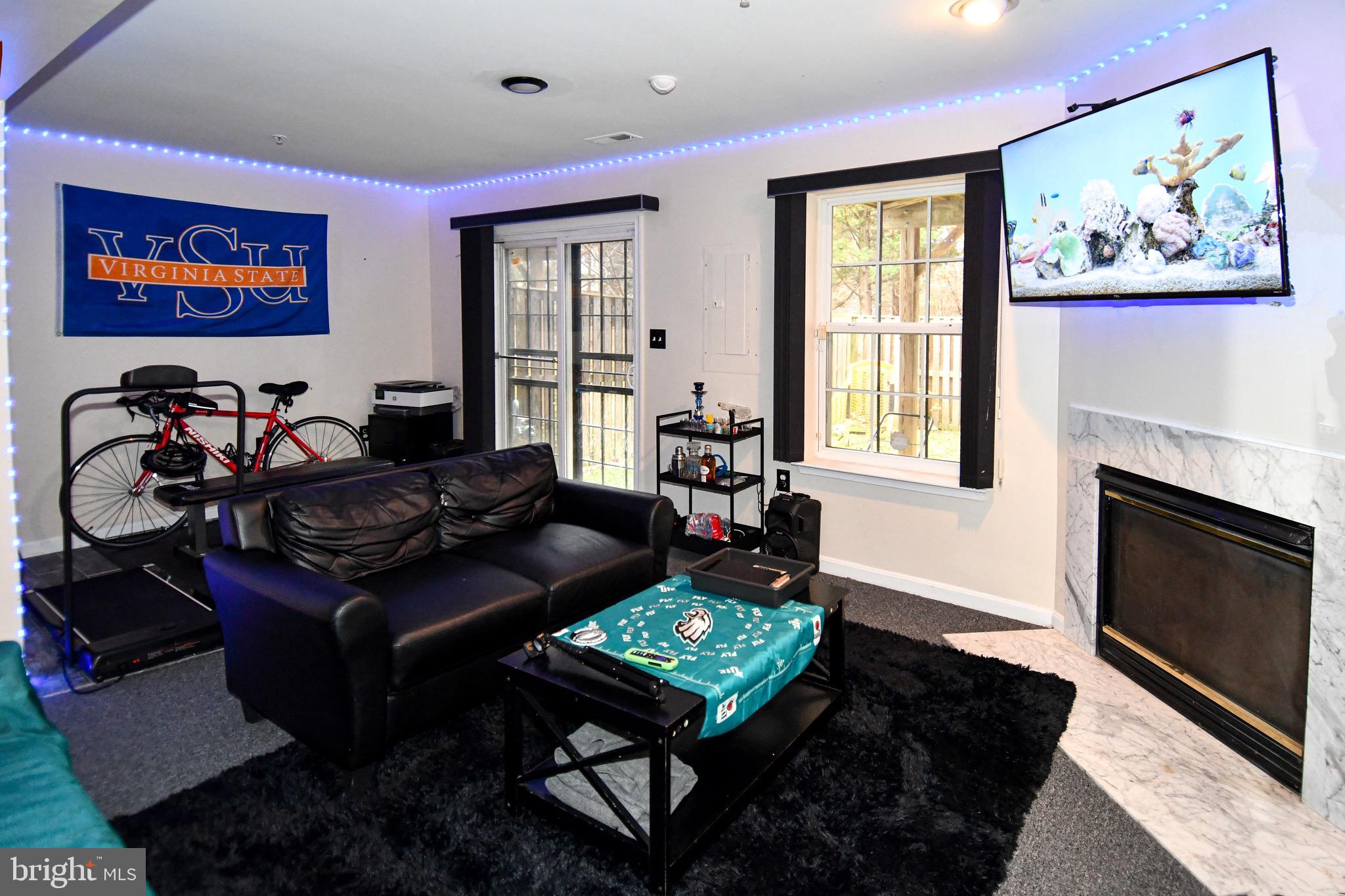 COLONY SQUARE- RSB PT PA - Residential