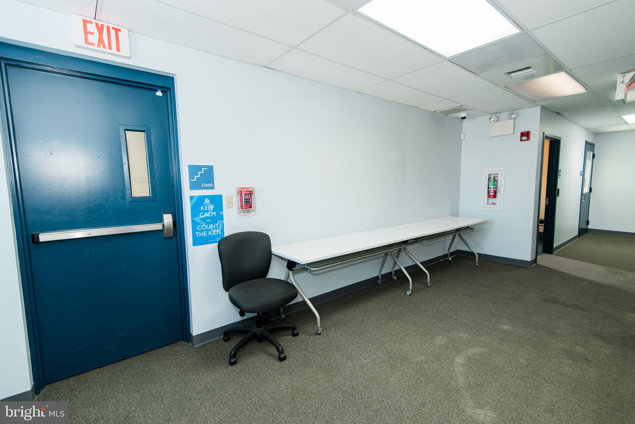 FRANKFORD - Commercial Sale