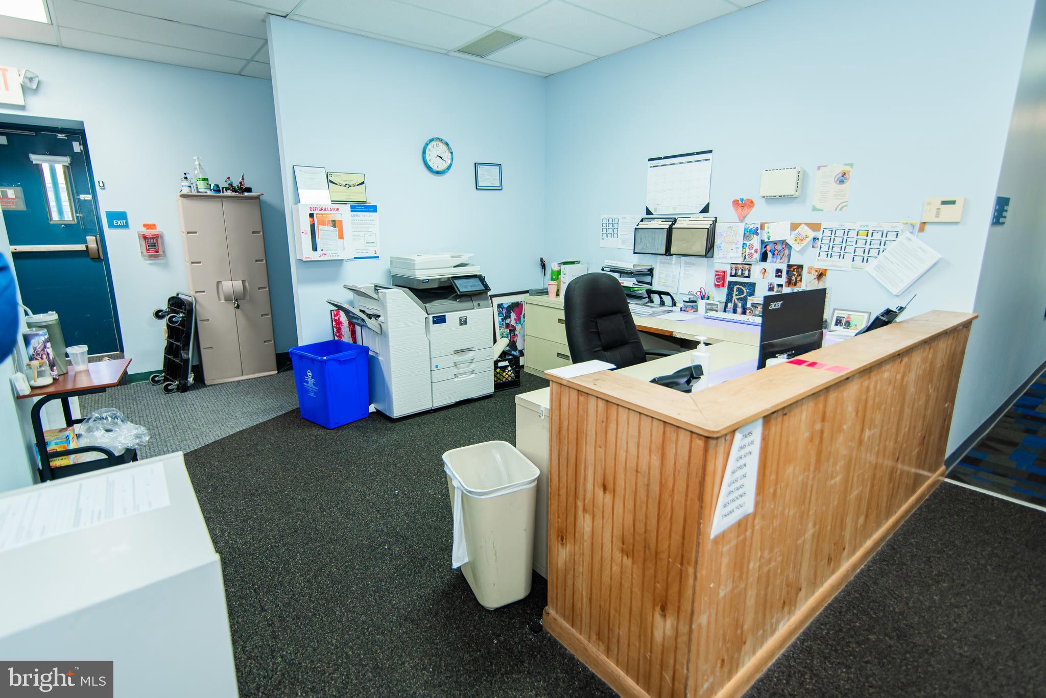 FRANKFORD - Commercial Sale