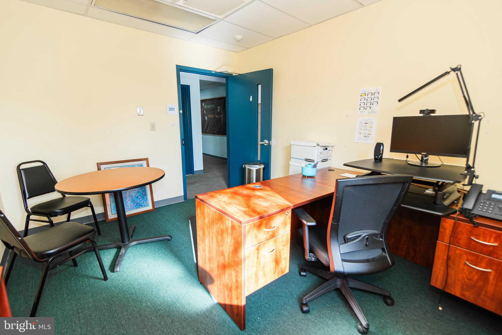 FRANKFORD - Commercial Sale