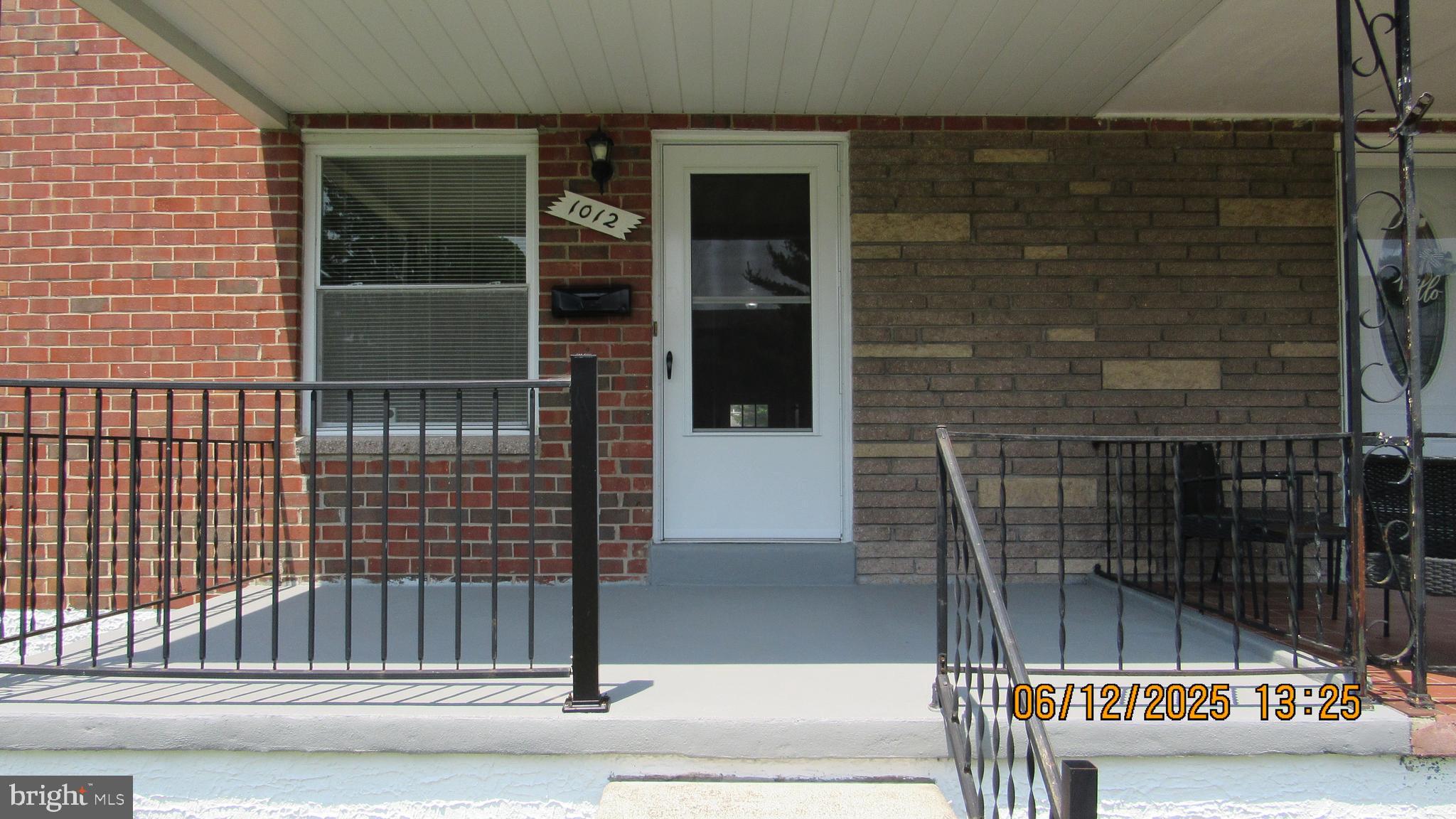 FOX RIDGE MANOR - Residential