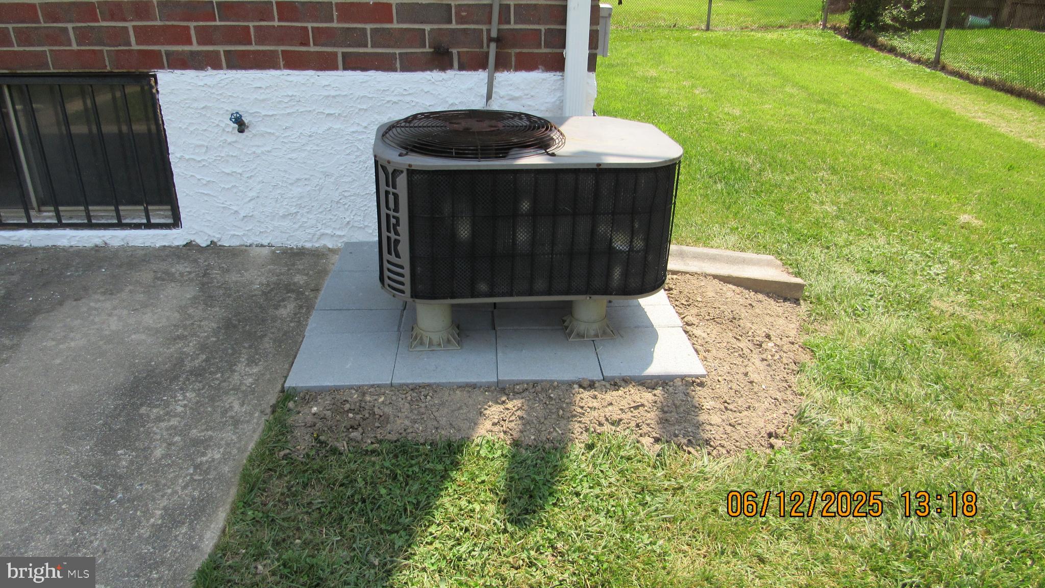 FOX RIDGE MANOR - Residential