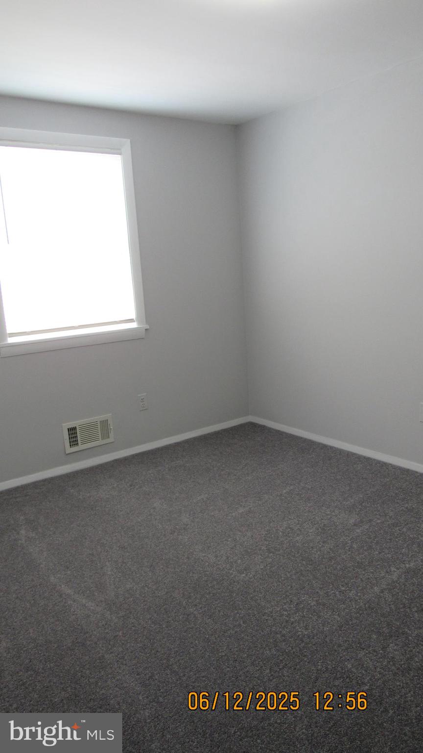 FOX RIDGE MANOR - Residential