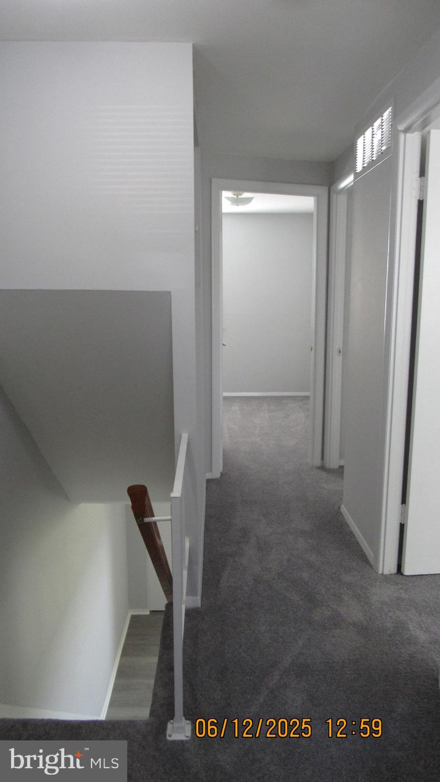 FOX RIDGE MANOR - Residential