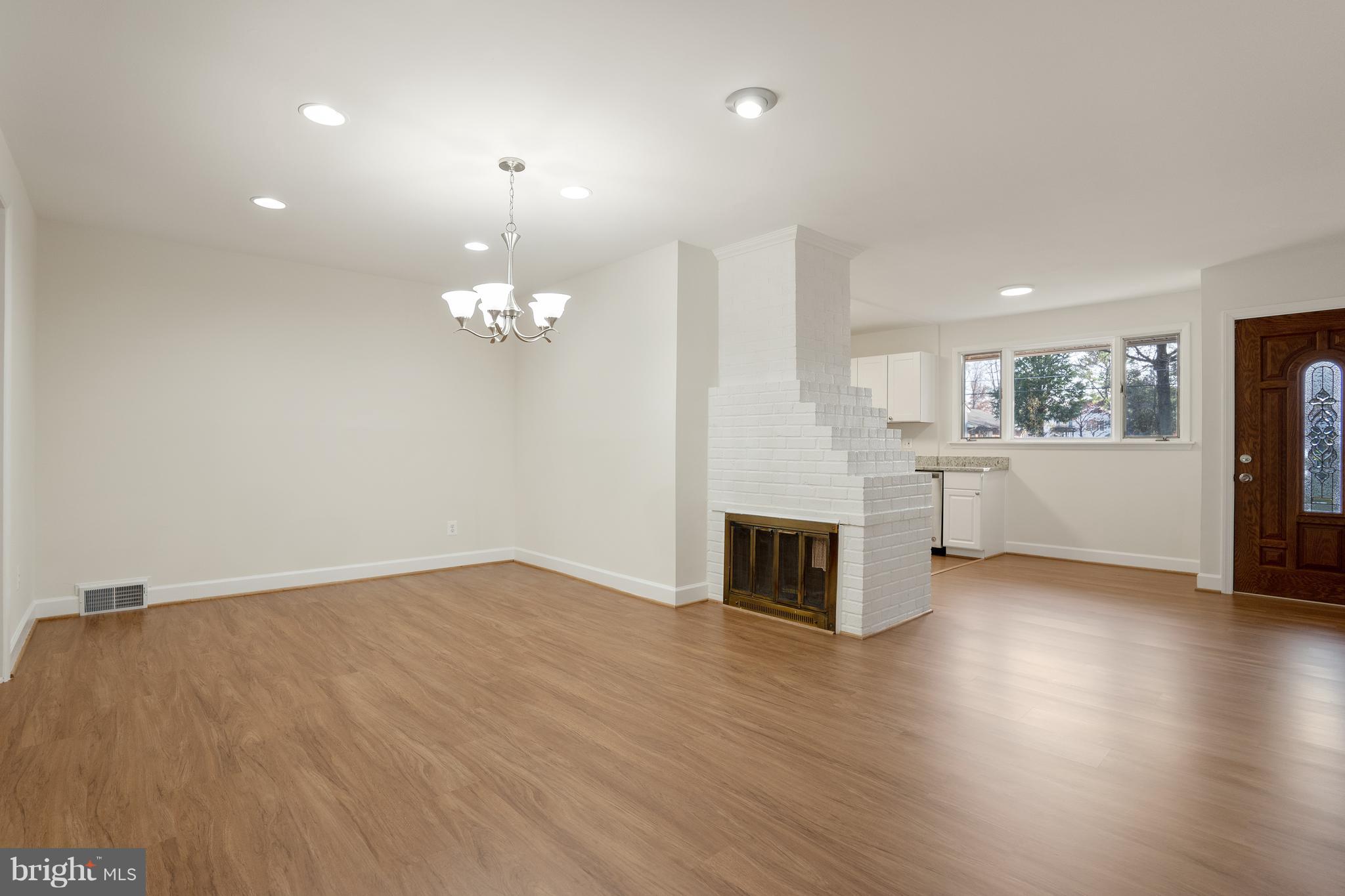 NORTH SPRINGFIELD - Residential