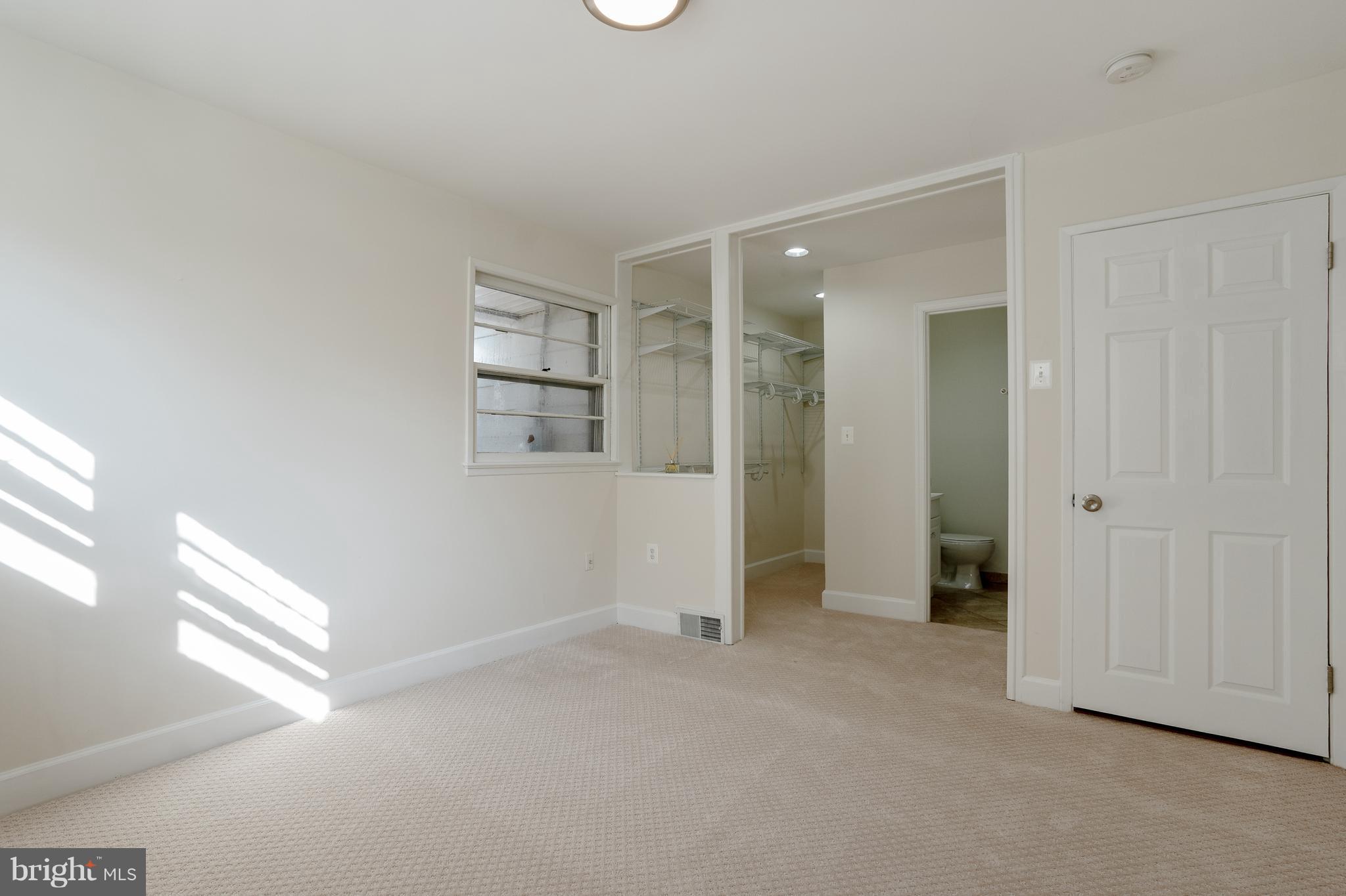 NORTH SPRINGFIELD - Residential