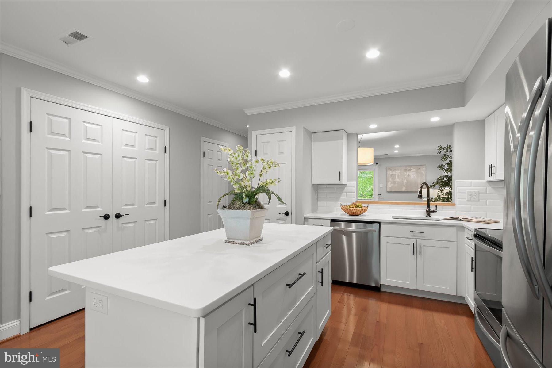 10525 ENGLISHMAN DRIVE 178