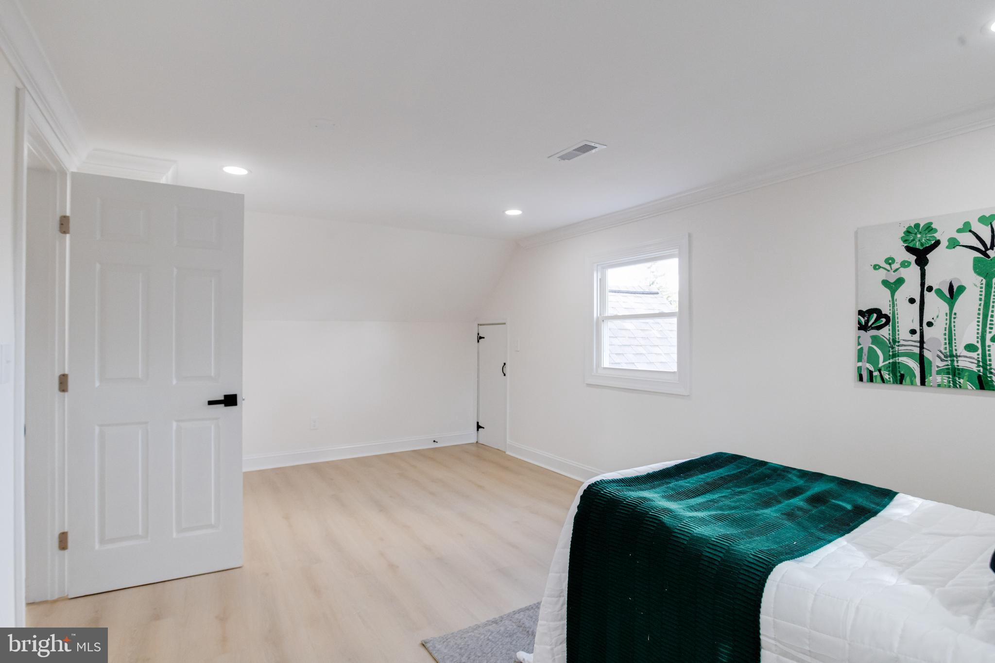 HAMILTON - Residential