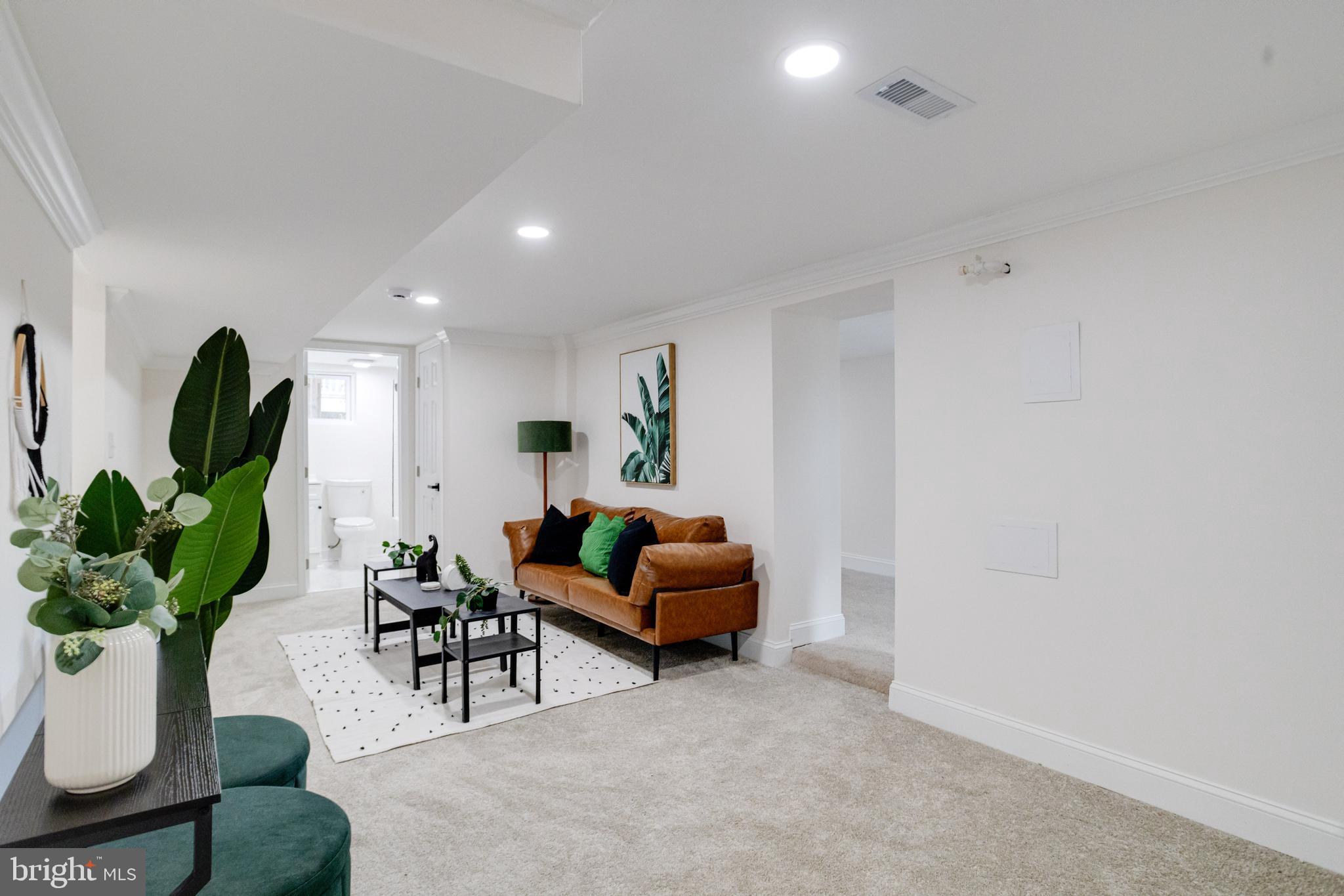 HAMILTON - Residential