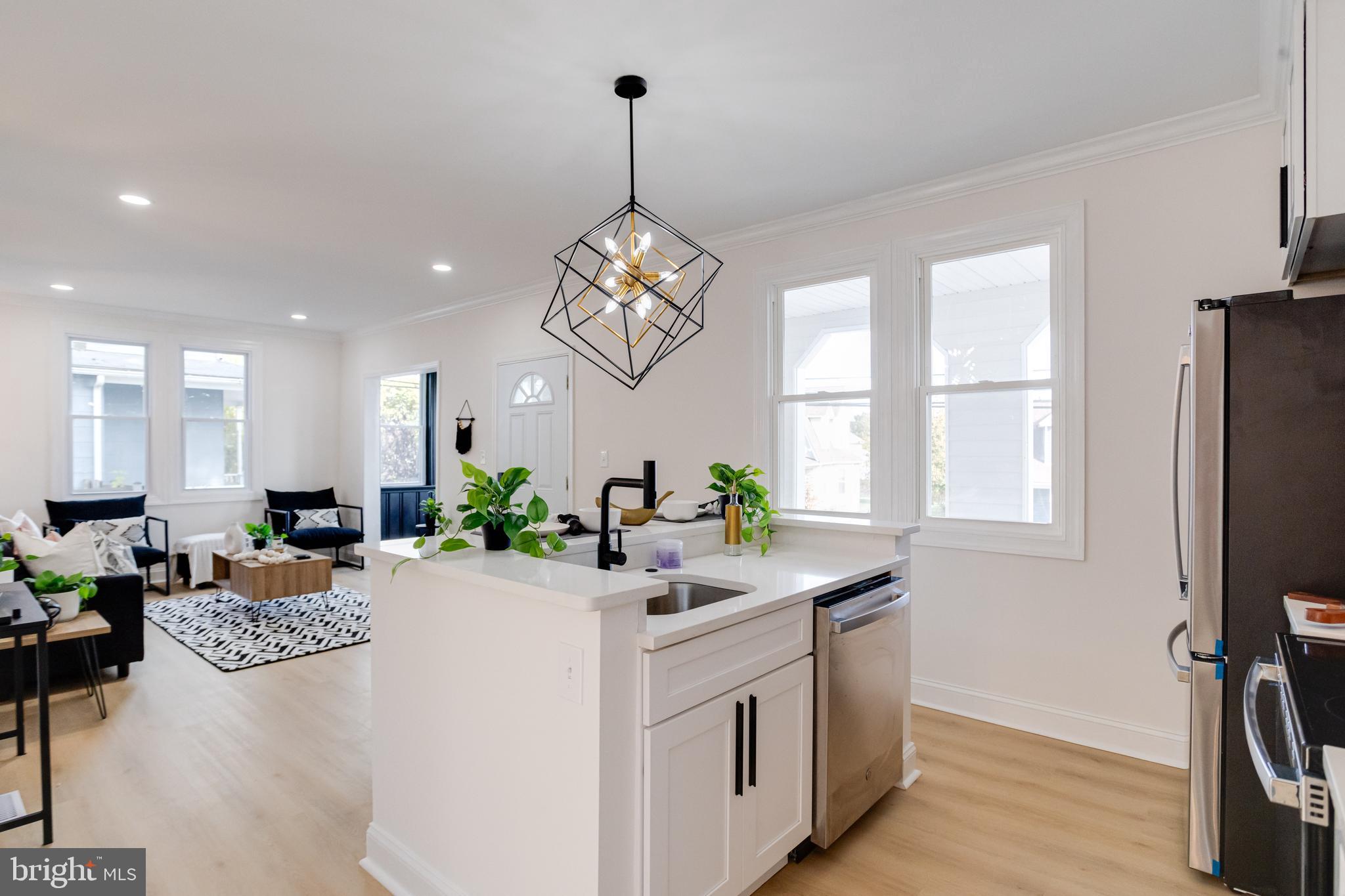 HAMILTON - Residential