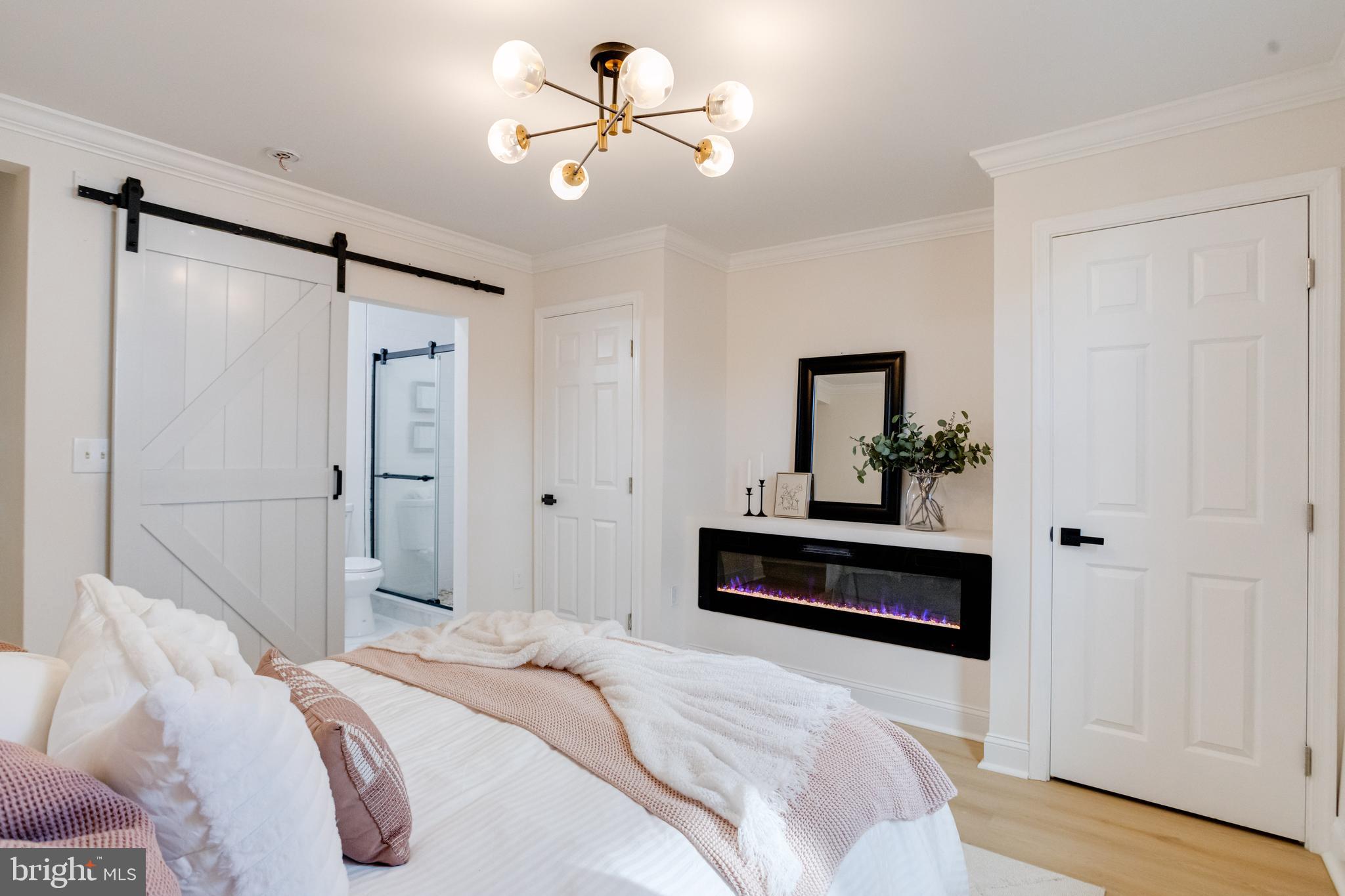 HAMILTON - Residential