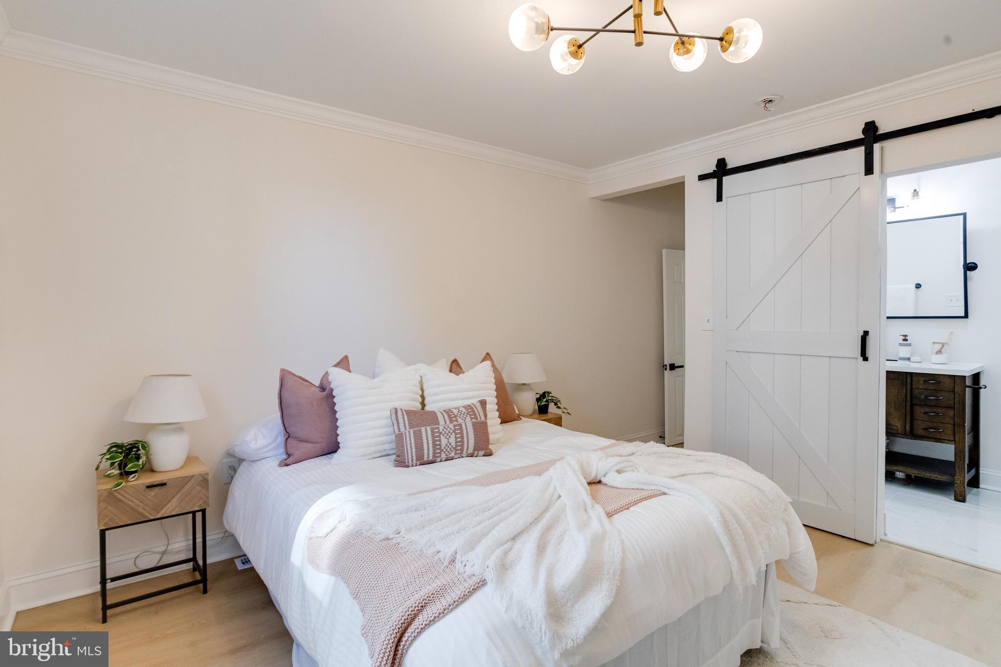 HAMILTON - Residential