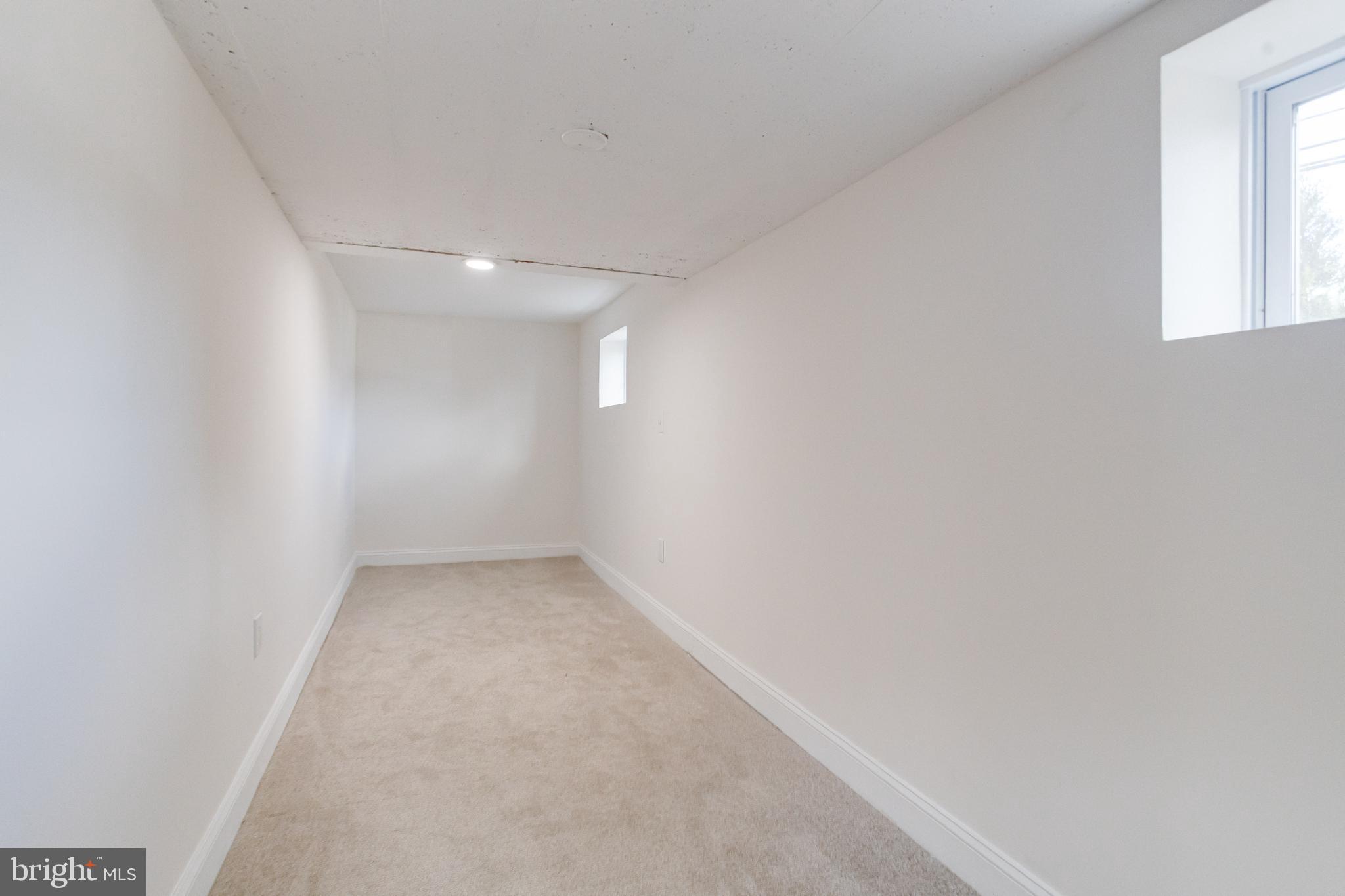 HAMILTON - Residential