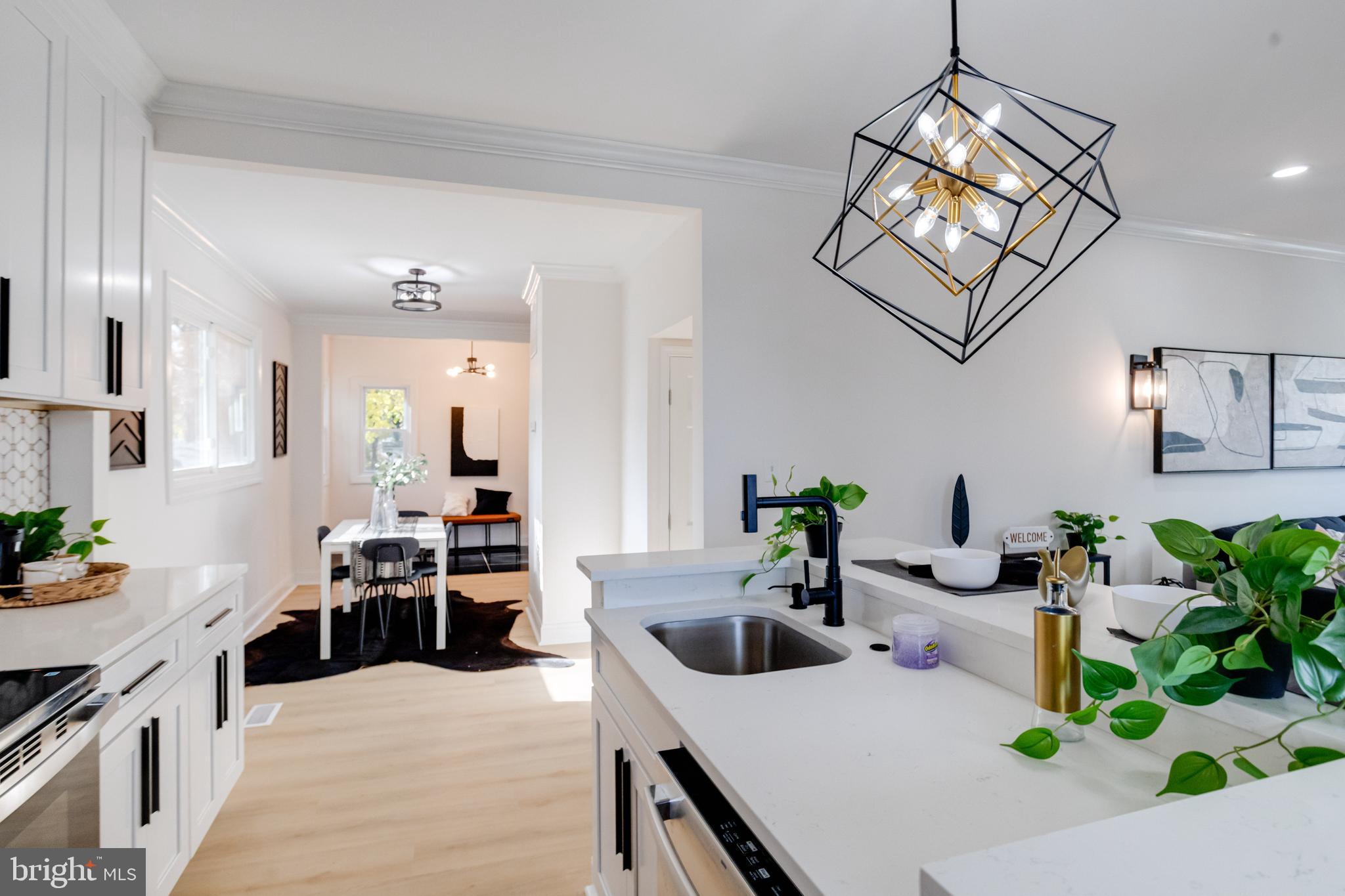 HAMILTON - Residential