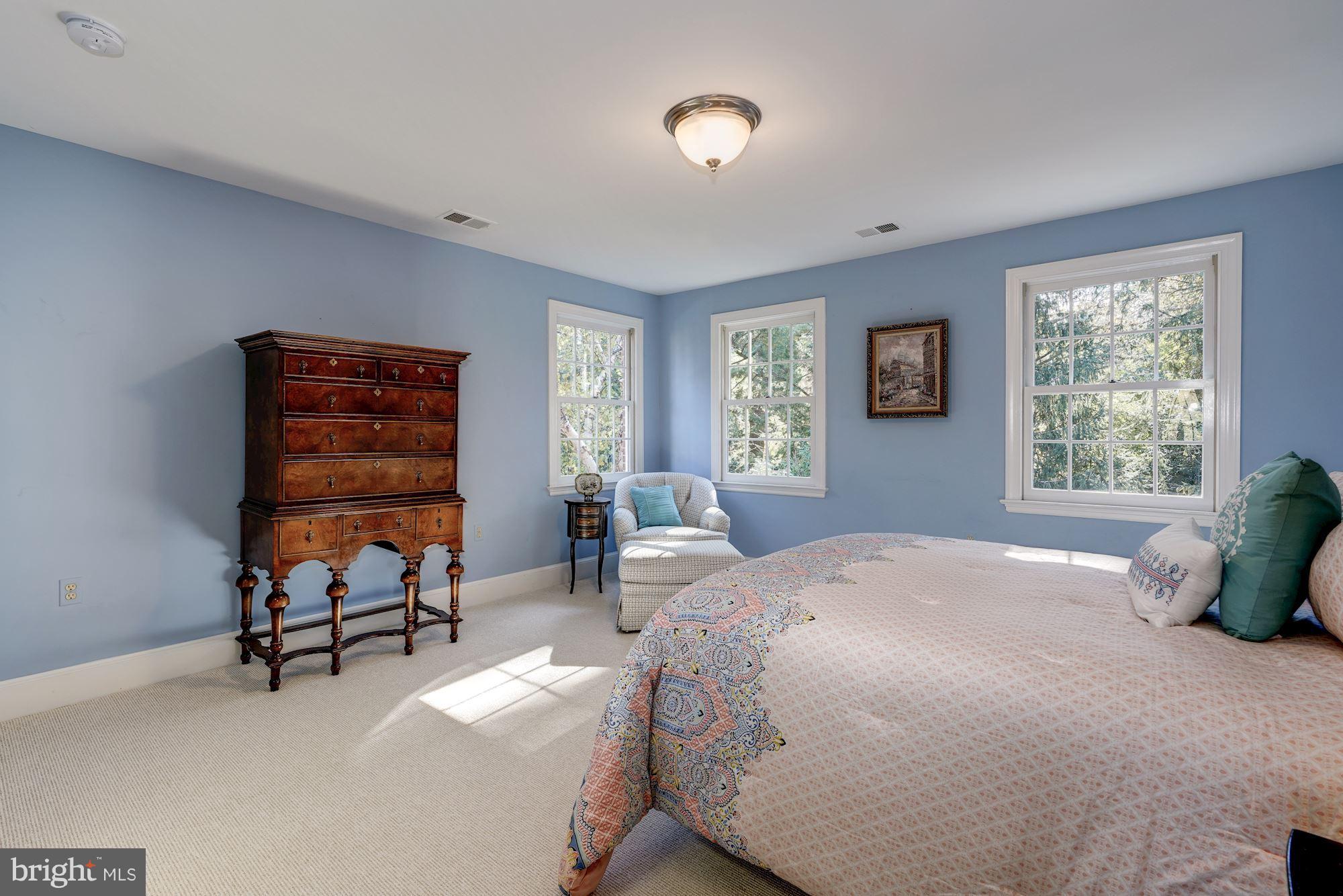 SPRING VALLEY - Residential