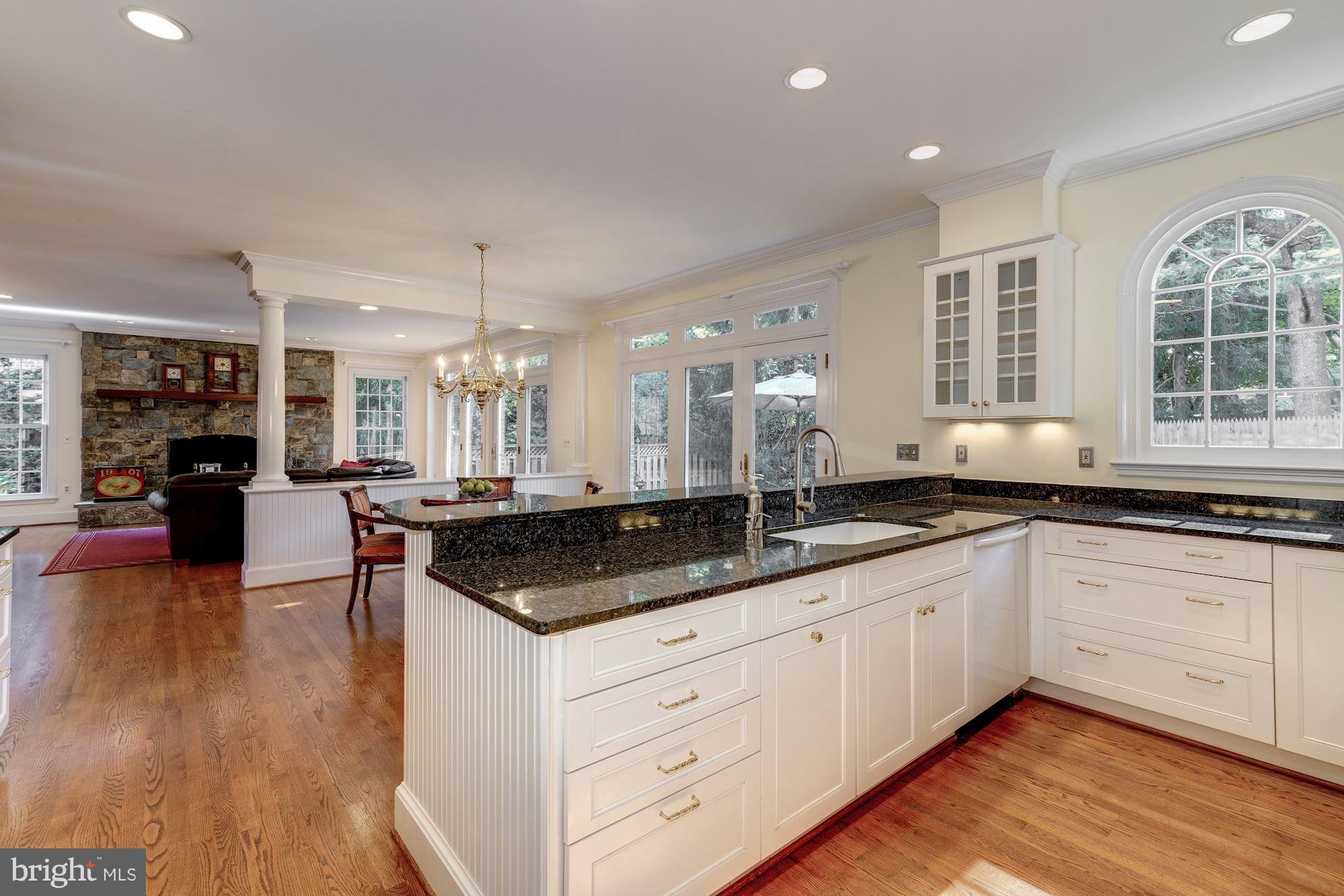 SPRING VALLEY - Residential