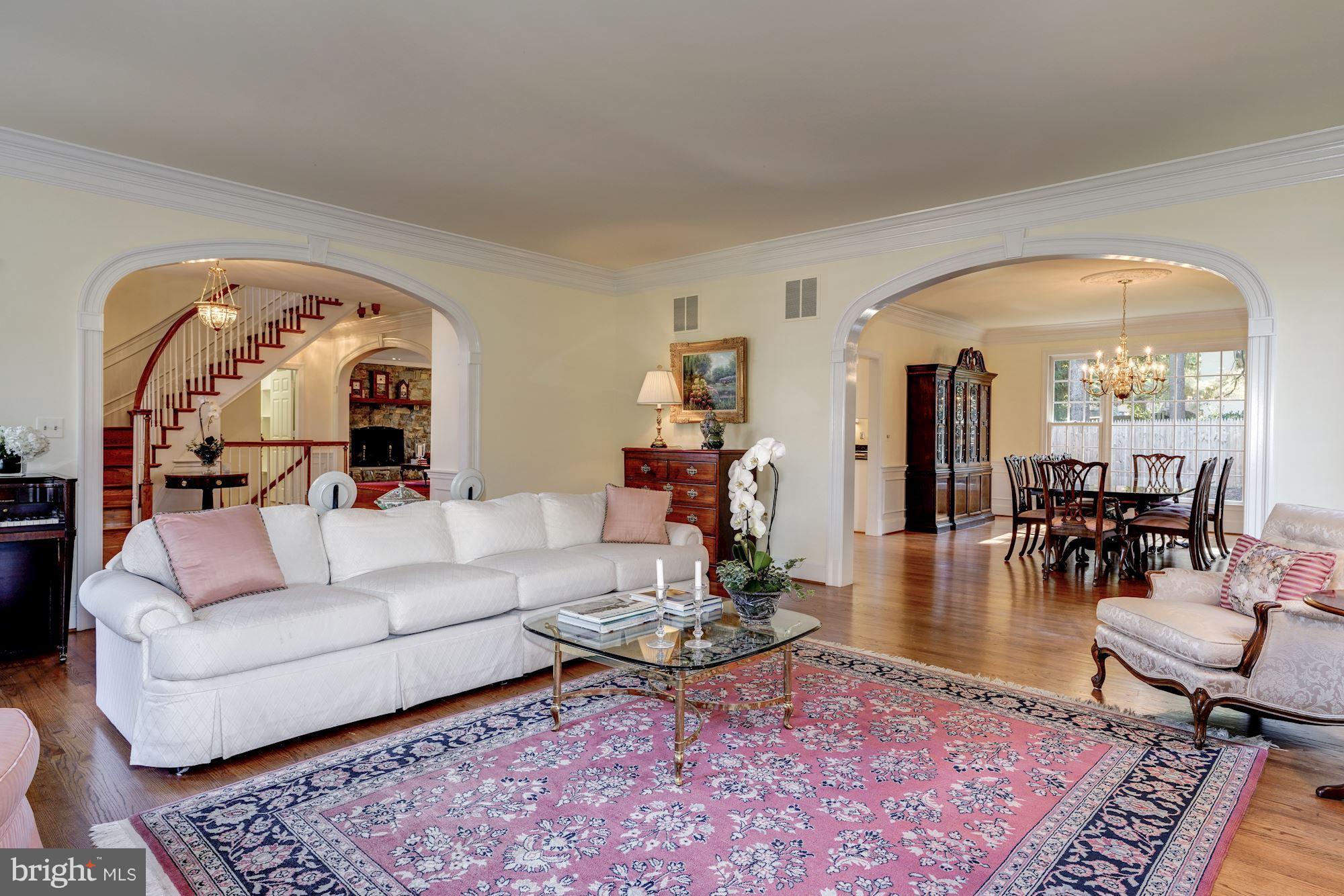 SPRING VALLEY - Residential