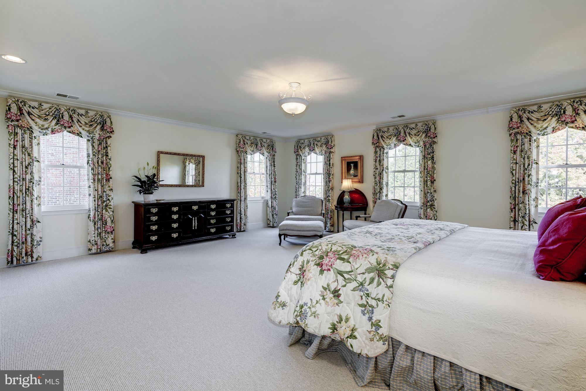 SPRING VALLEY - Residential