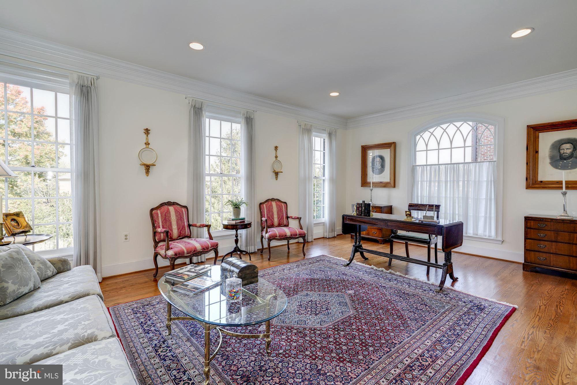 SPRING VALLEY - Residential