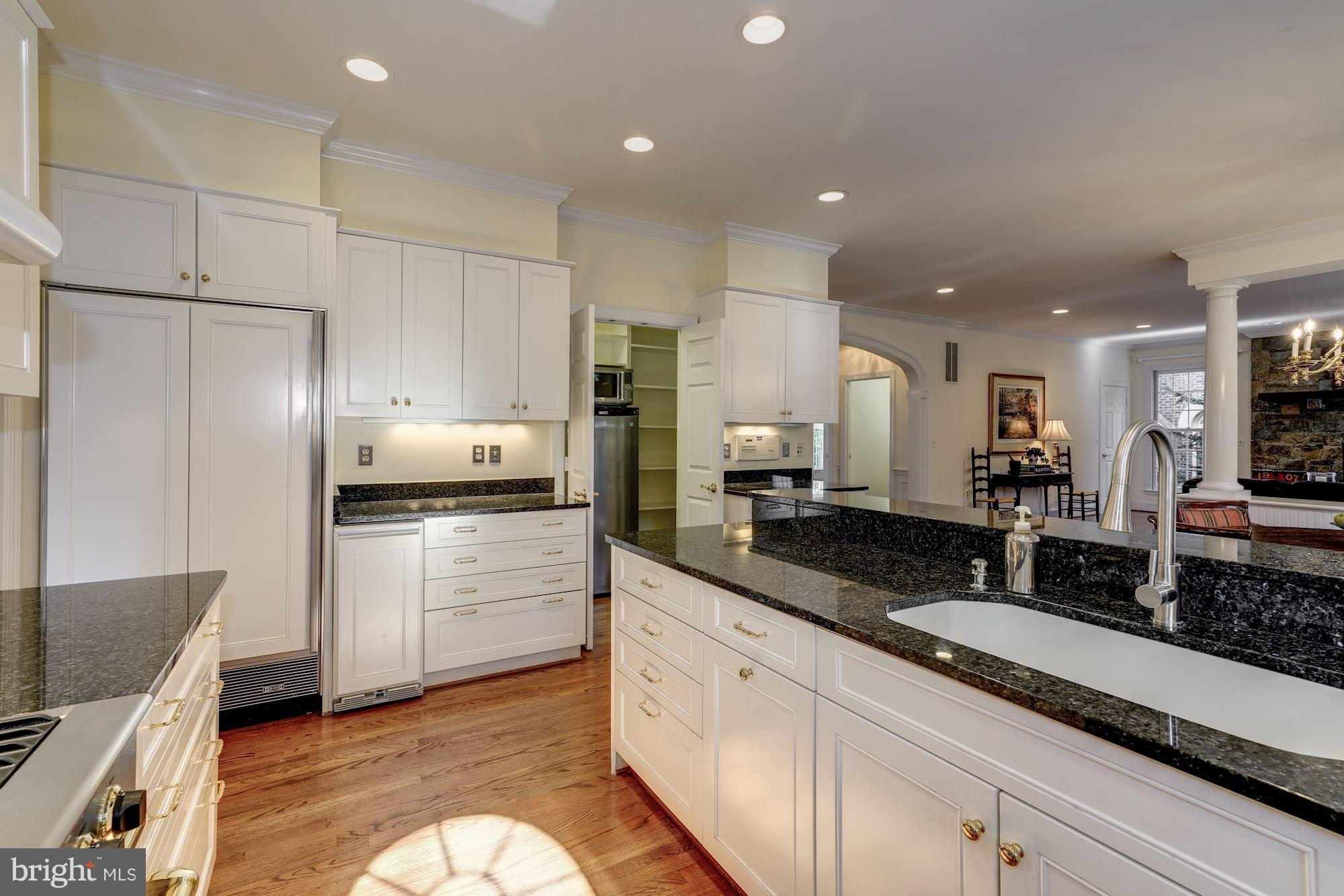 SPRING VALLEY - Residential